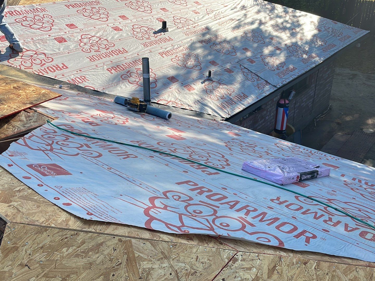 Residential Roofing Installation using Owen's Corning Duration (Lifetime) Shingles by Roof Repair Company