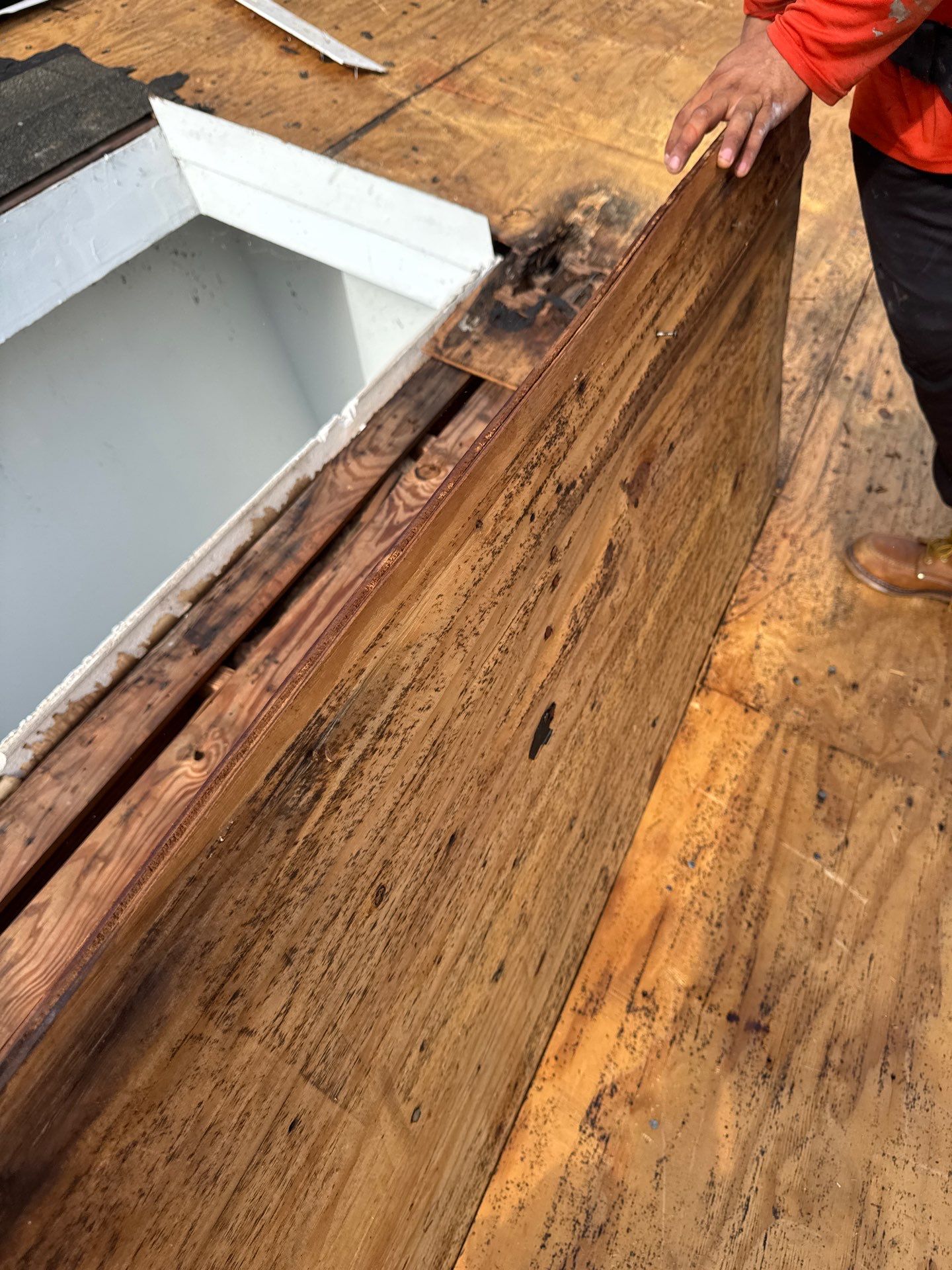 Roof Replacement Houston by Roof Repair Company