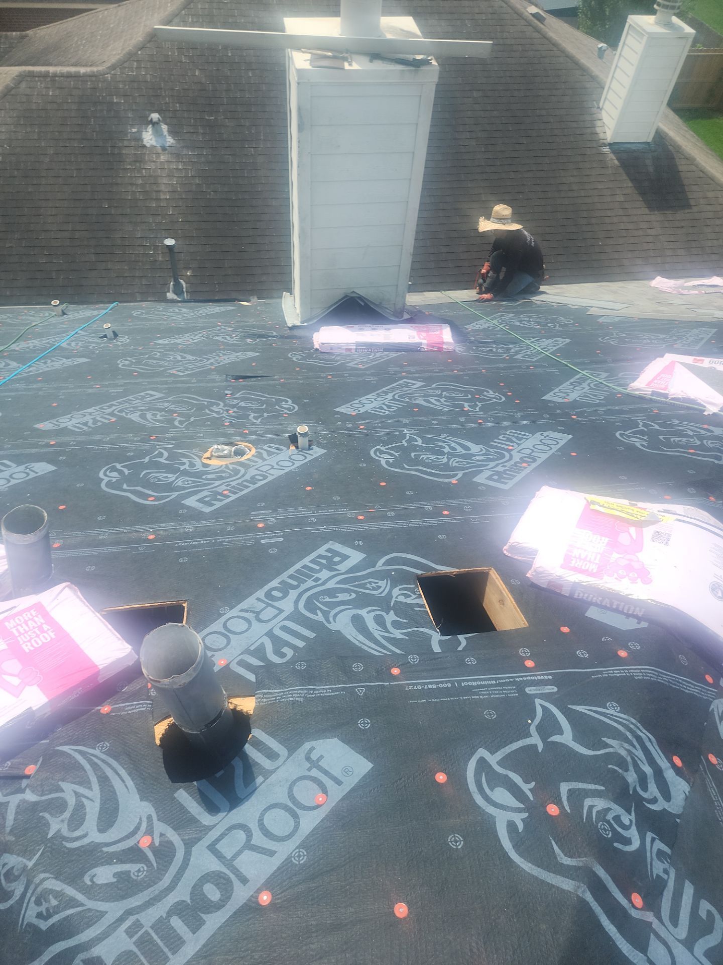 Residential Roofing Installation using Owen's Corning Duration (Lifetime) Shingles by Roof Repair Company