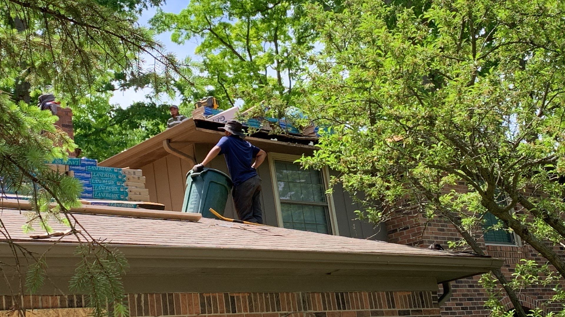 Roof Replacement using CertainTeed Landmark by 180 Contractors