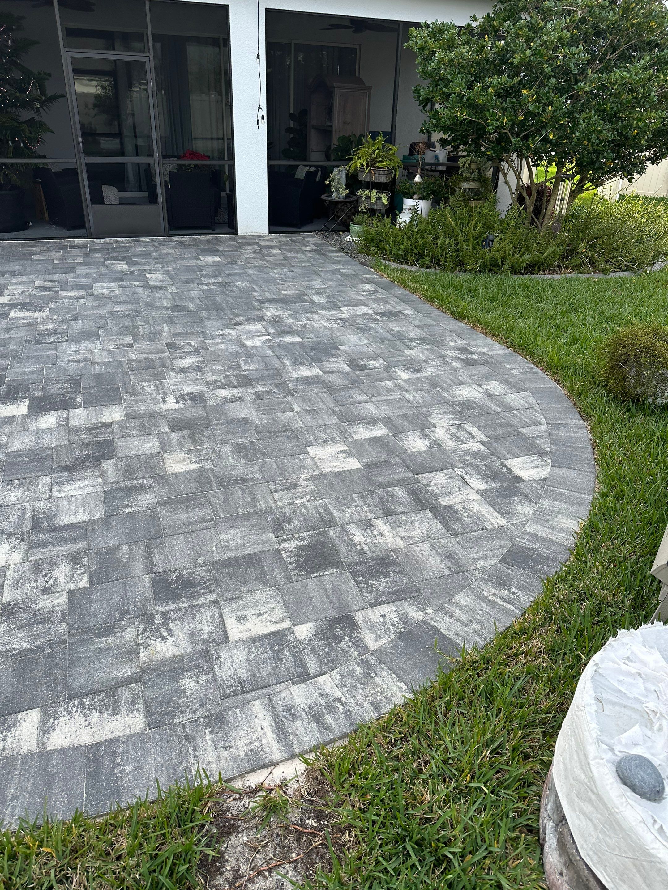 Roof Cleaning, Driveway Cleaning & Paver Patio Cleaning in Willow Palms Estates, Palmetto, FL | Sunshine AquaWash by Sunshine AquaWash