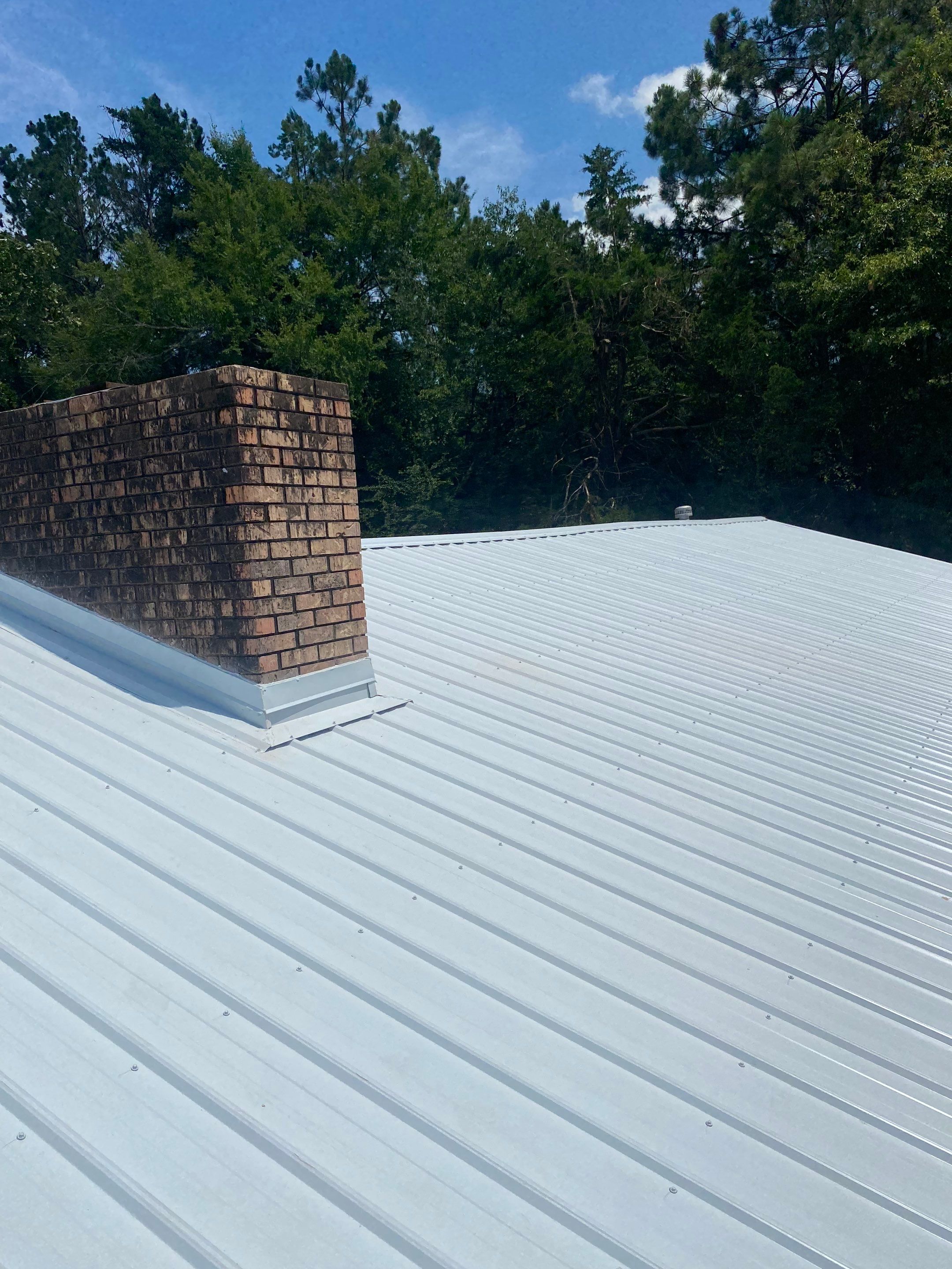 Metal Roof Replacement: 26 GA. Residential Metal Panels by Hostetler Roofing