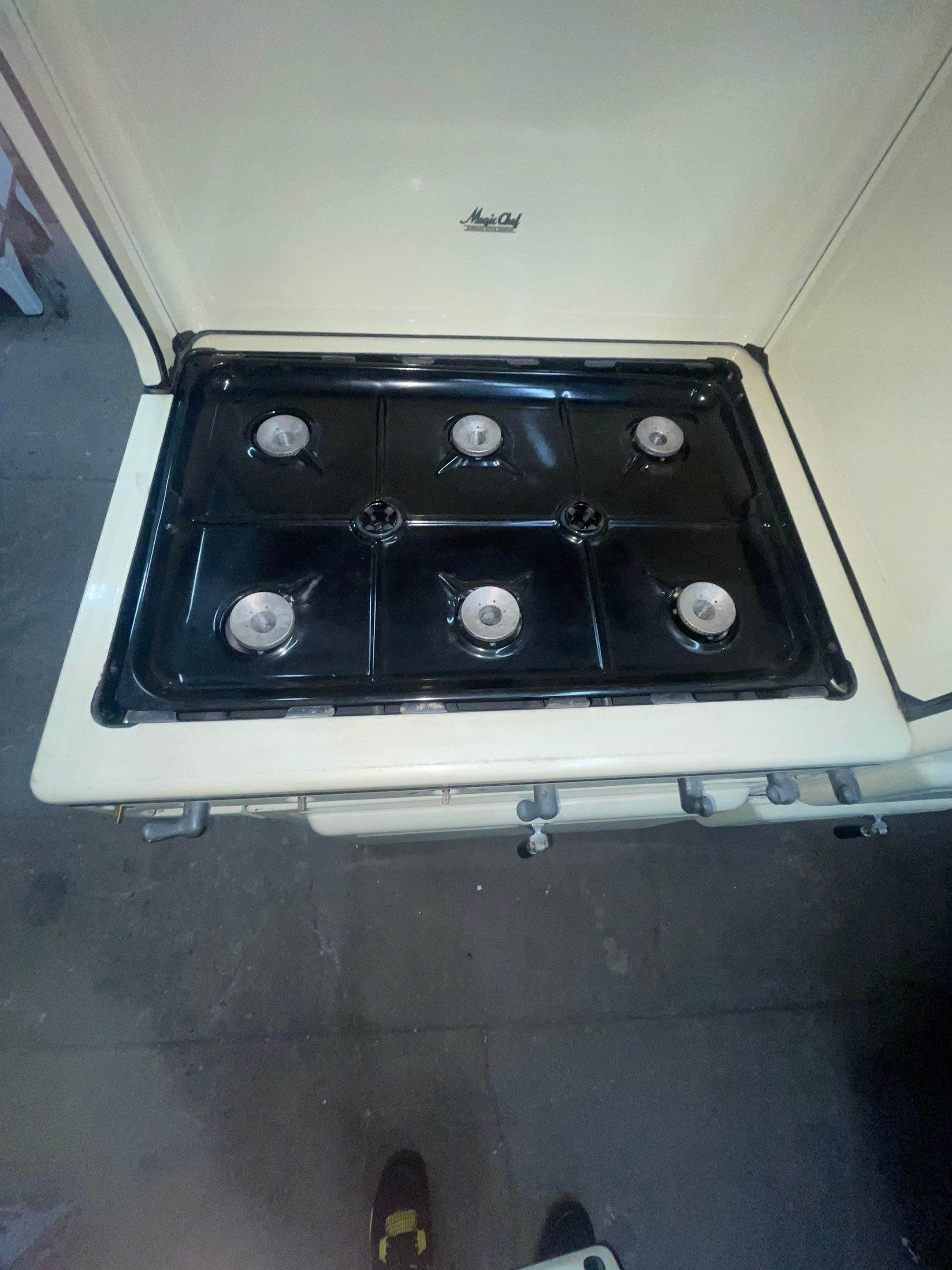 Stoves for Sale as of December 2023 by Belgrove Appliance Inc