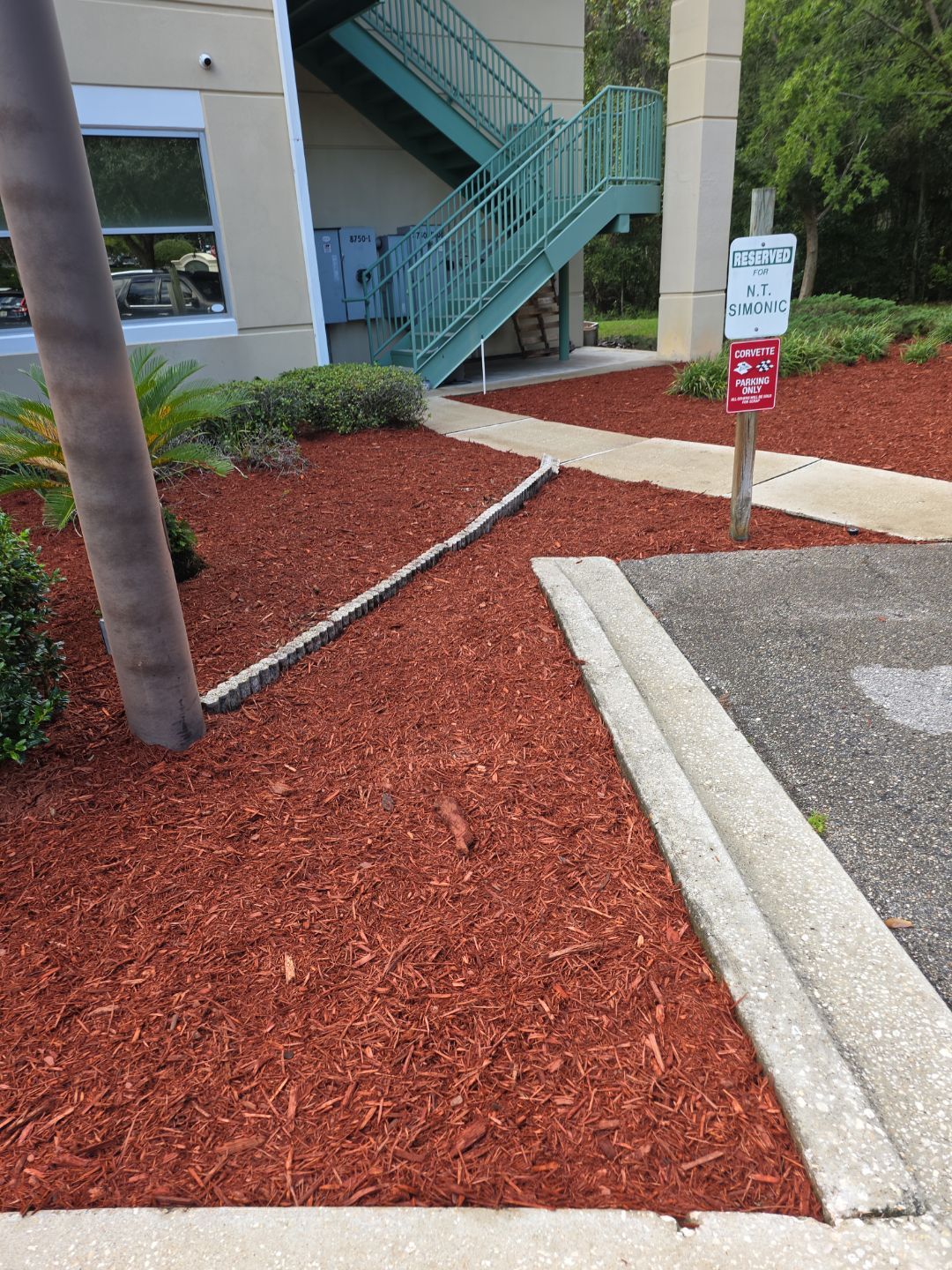 Simonic II | Business Complex Landscape by ProGreen Services