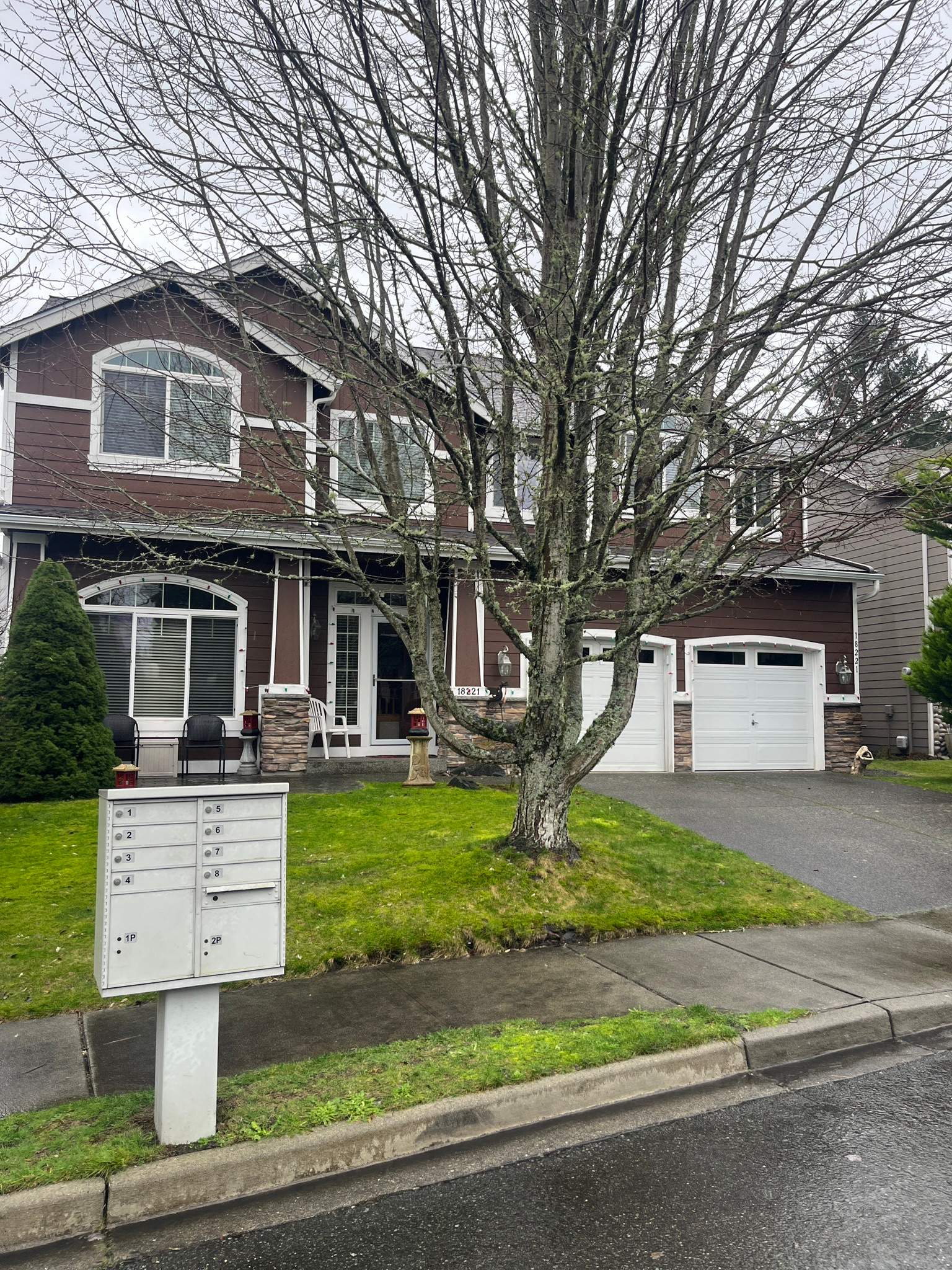 Residential Roof Replacement in Poulsbo, WA by Hanley Construction
