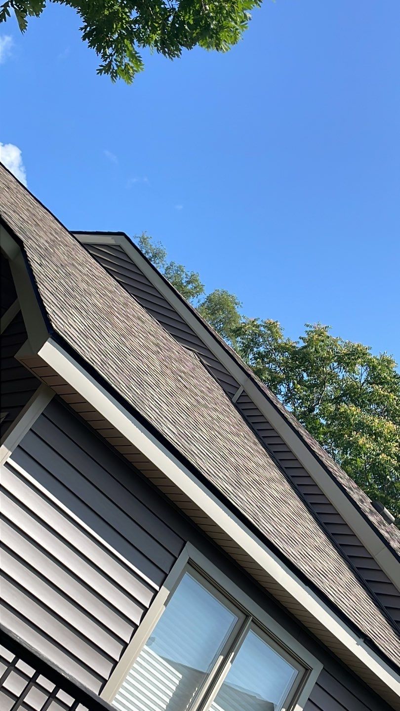 Siding Replacement using Certainteed Monogram D5 by 180 Contractors