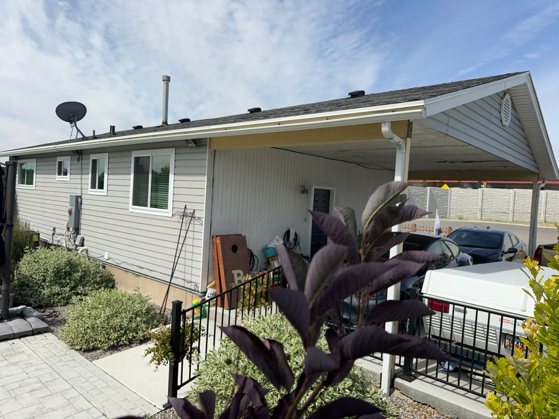 West Jordan | Custom Painted Hardie Upgrade | SW Midnight & Arctic White by Ideal Siding Utah