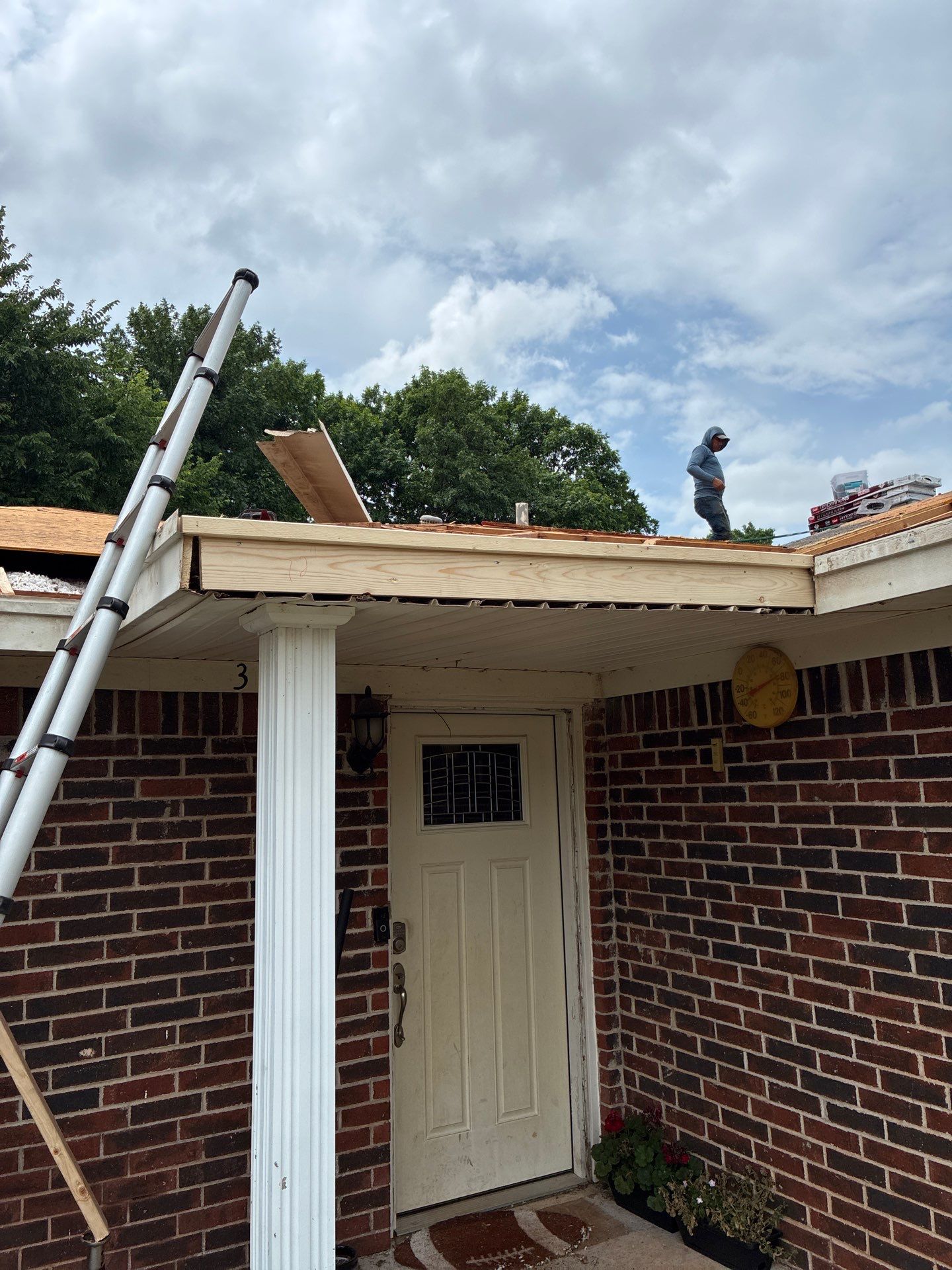 Roofing by Spillco Construction 