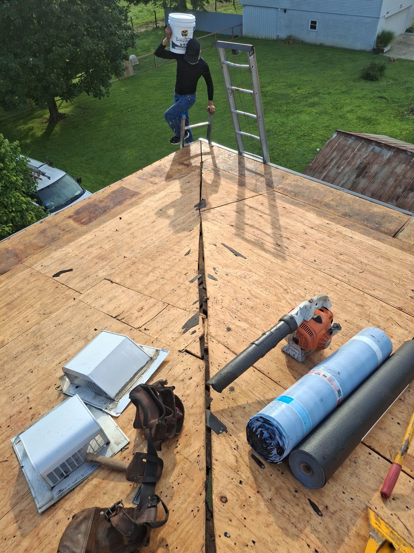 Residential Roofing Installation using GAF Timberline HDZ Williamsburg Slate by Rainstoppers Roofing