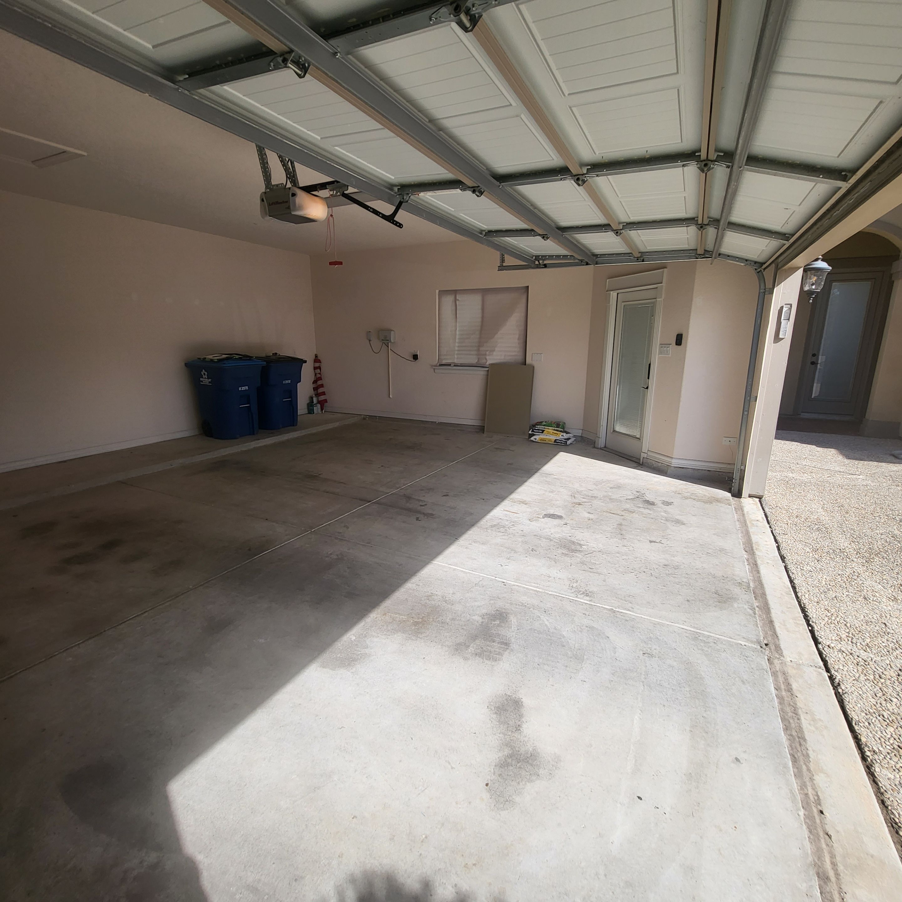 Cibolo Trails, Fair Oaks Ranch by TORO Garage Co