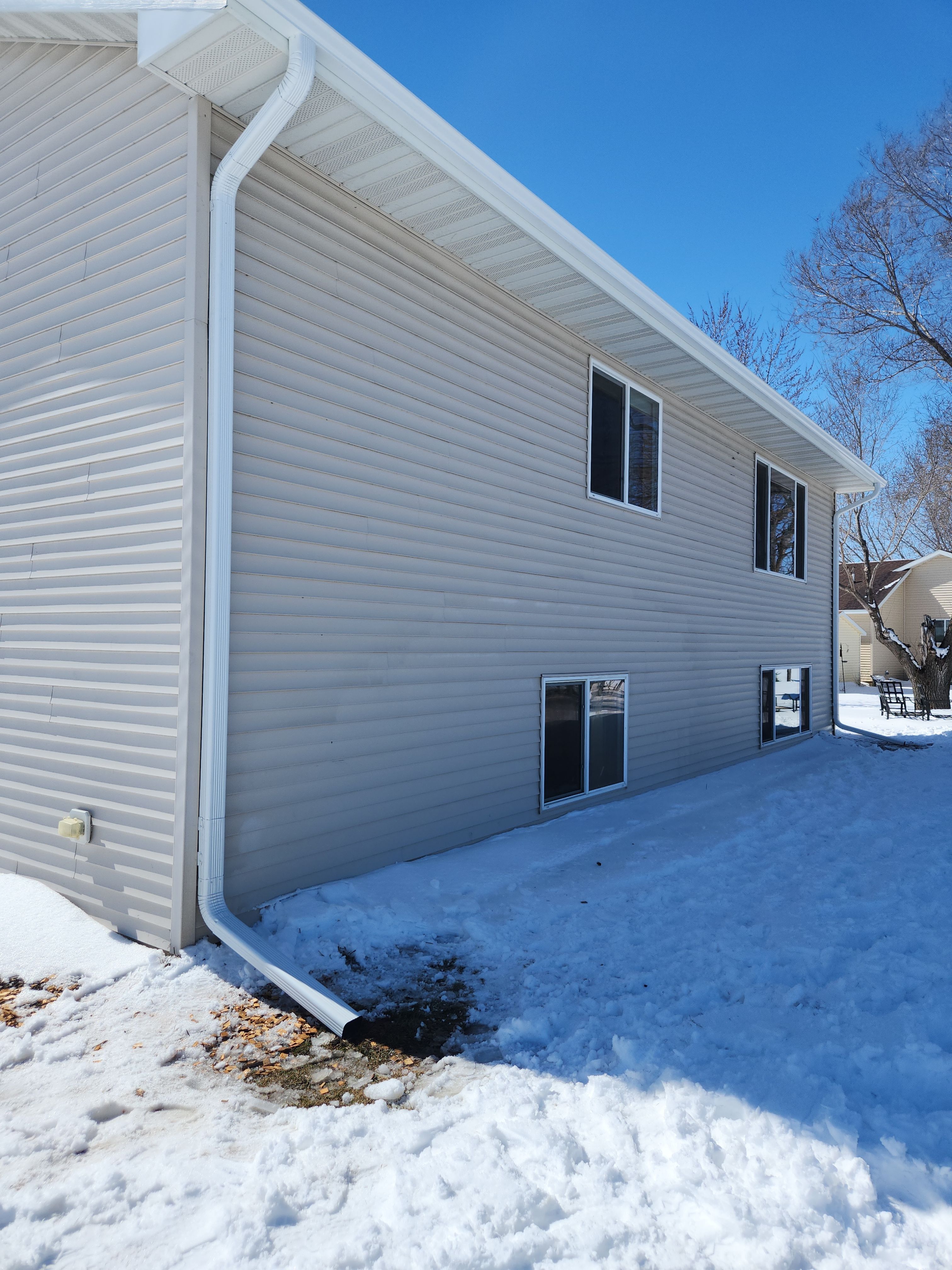 5" Gutters in Spicer by Next Level Seamless Gutters / Exteriors Inc.