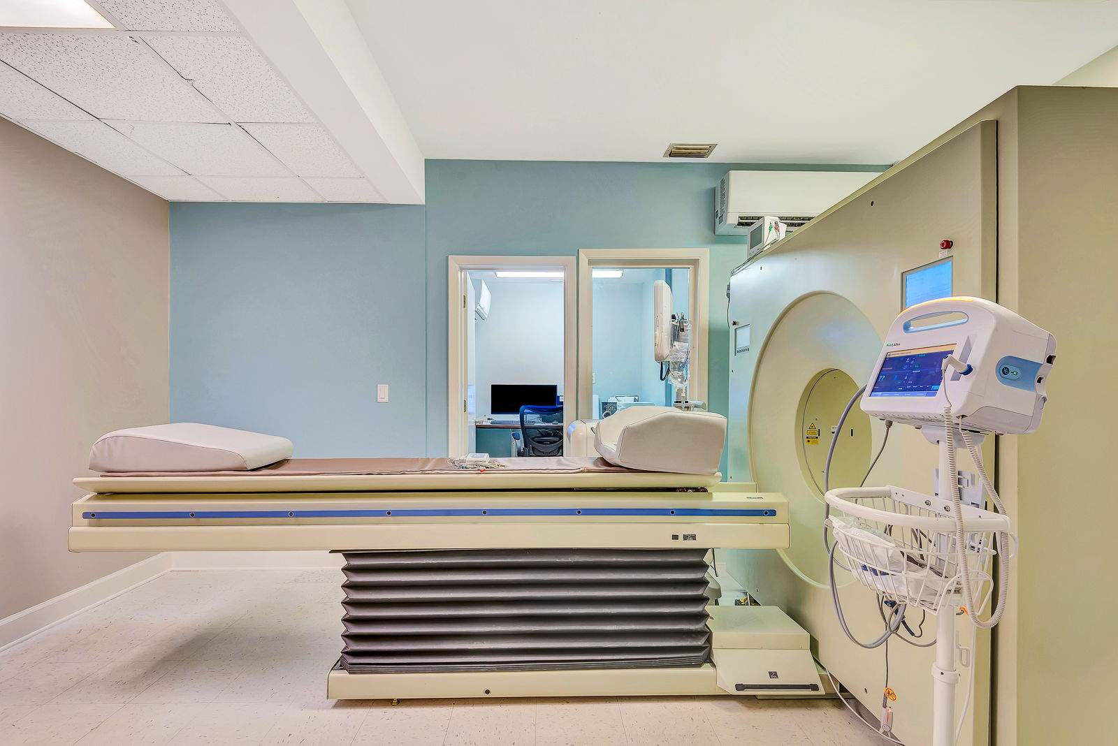 Medical Imaging Facility and Stress Lab Buildout in Venice by Vertical General Contracting 