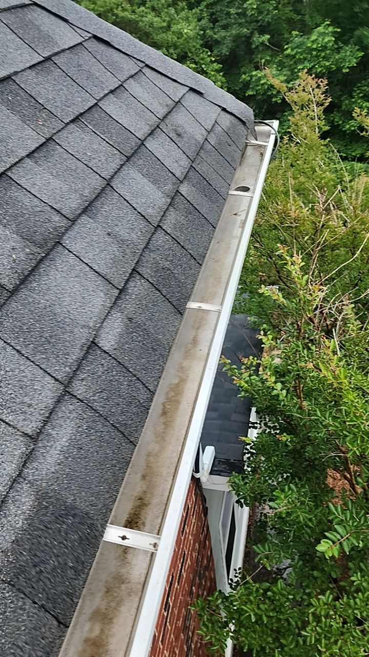 House Wash using cleaner by Power Wash Masters LLC