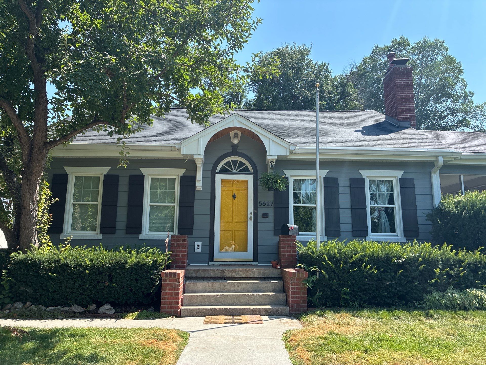 James Hardie Siding and Custom Window Trim Upgrade in Omaha by Carps Complete Exteriors