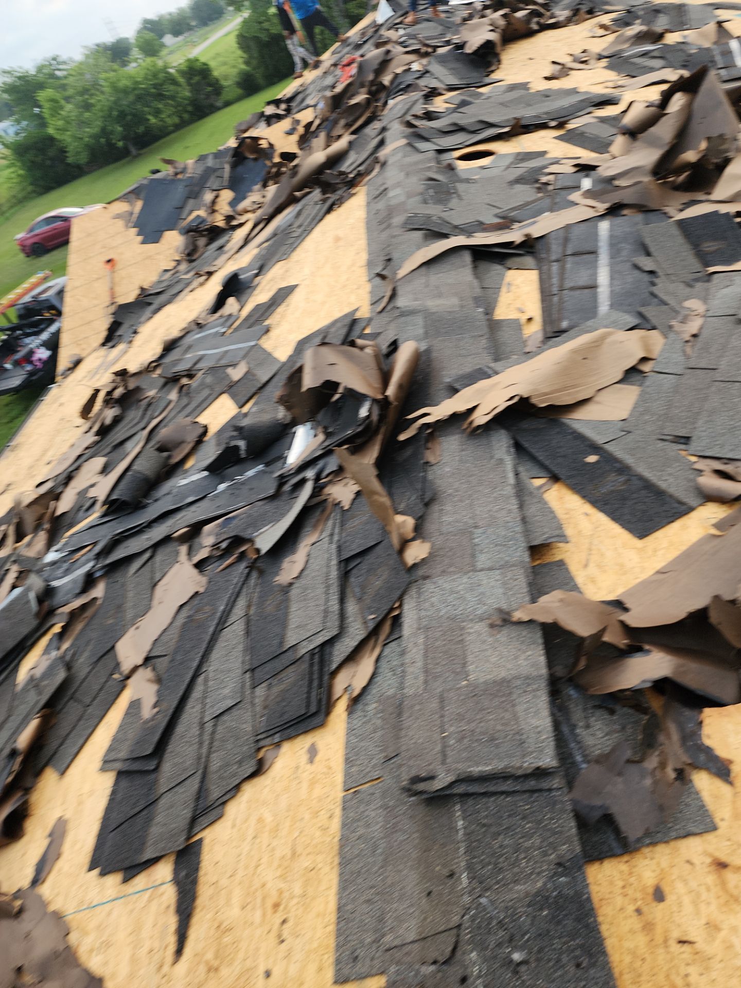 Residential Roofing Installation using Owen's Corning Duration (Lifetime) Shingles by Roof Repair Company