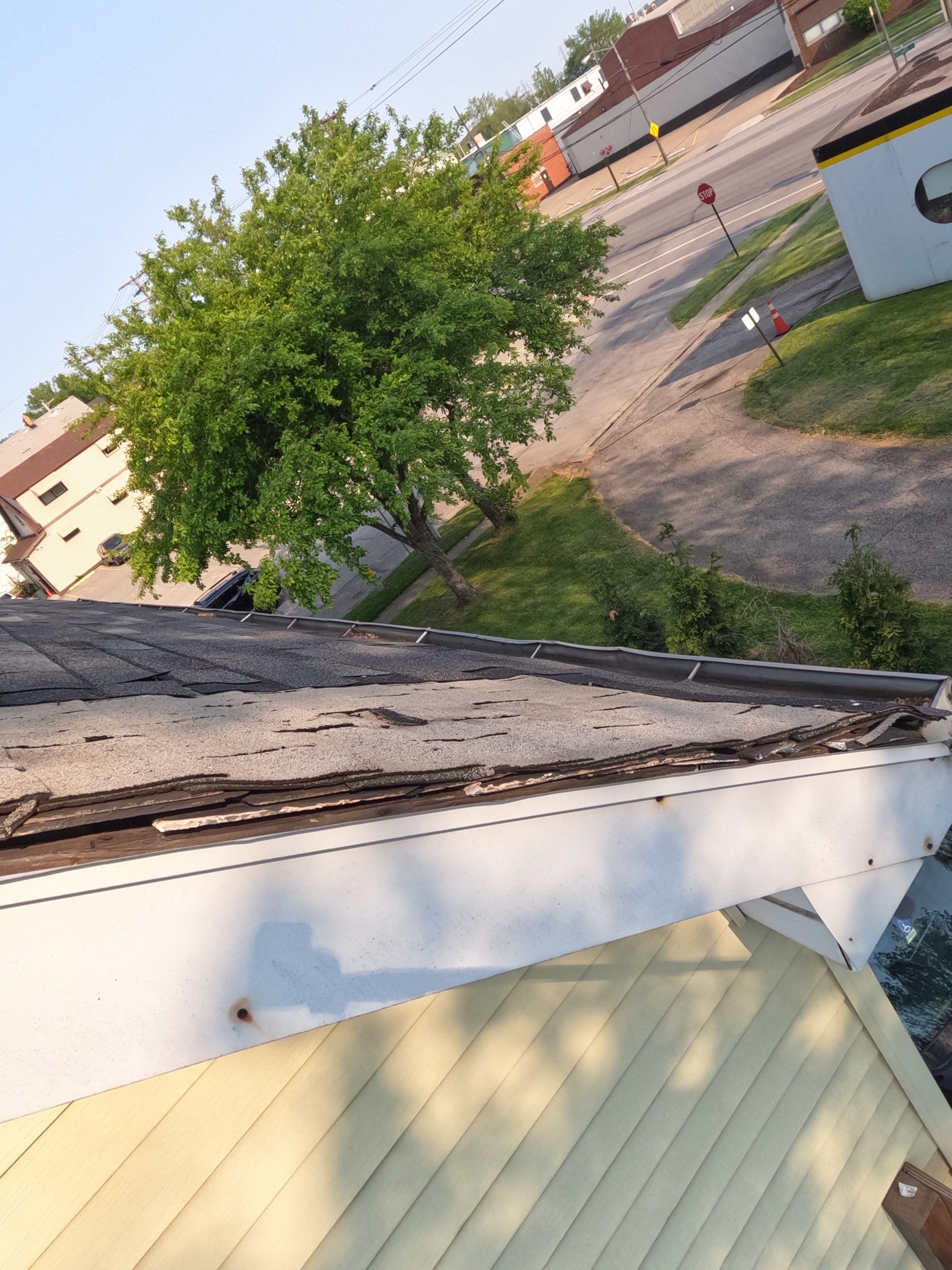 Residential Roof Replacement using Ownens Corning Duration Brownwood by Absolute Roofing and Construction