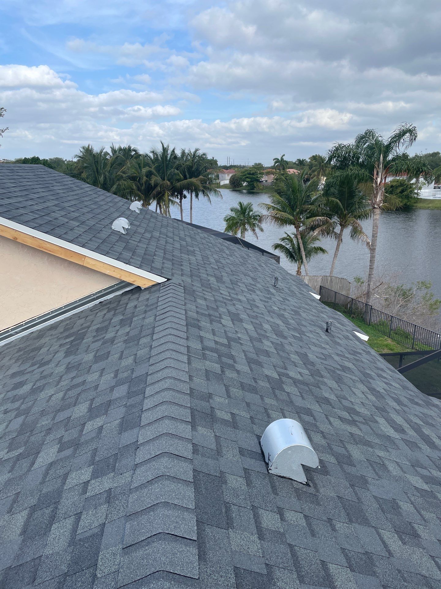 Residential Re-Roof using Owens Corning Duration Shingle in Estate Grey by First Due Roofing