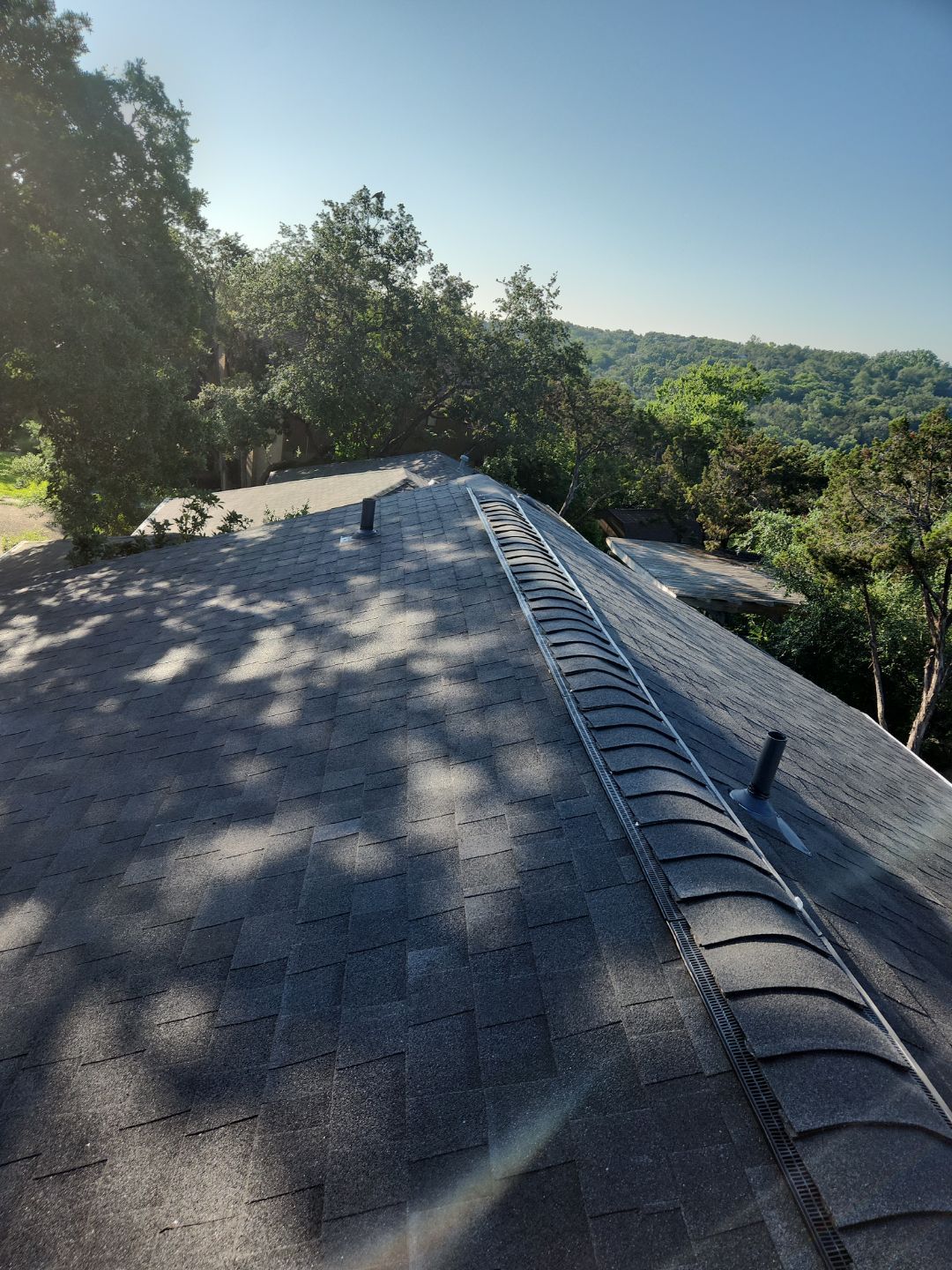 Onyx Black - Owens Corning TrueDefinition Duration by RoofsOnly.com