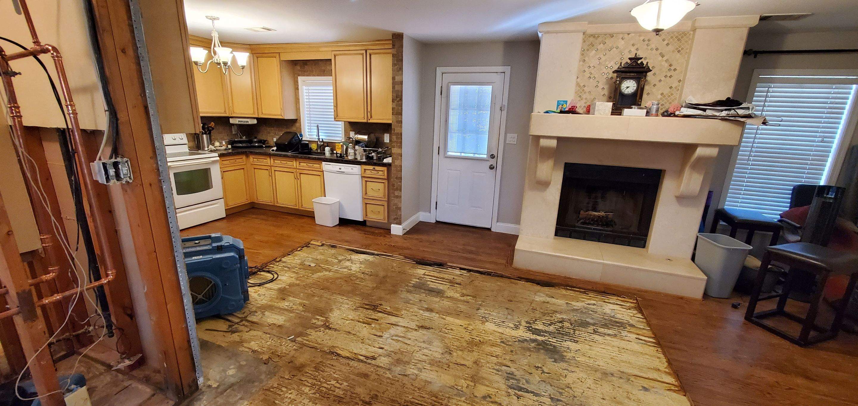 Water Damage by Baxter Professional LLC