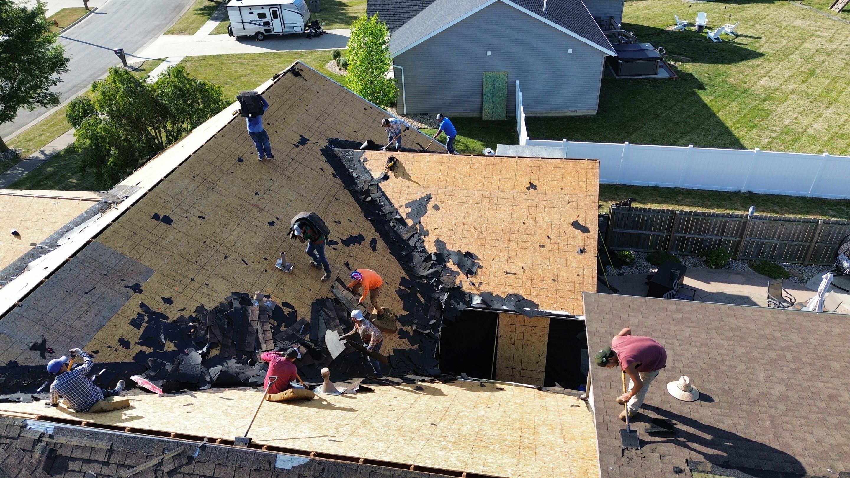 Residential Roofing Installation using Timberline HDZ Shingles - Weathered Wood by RoofX 