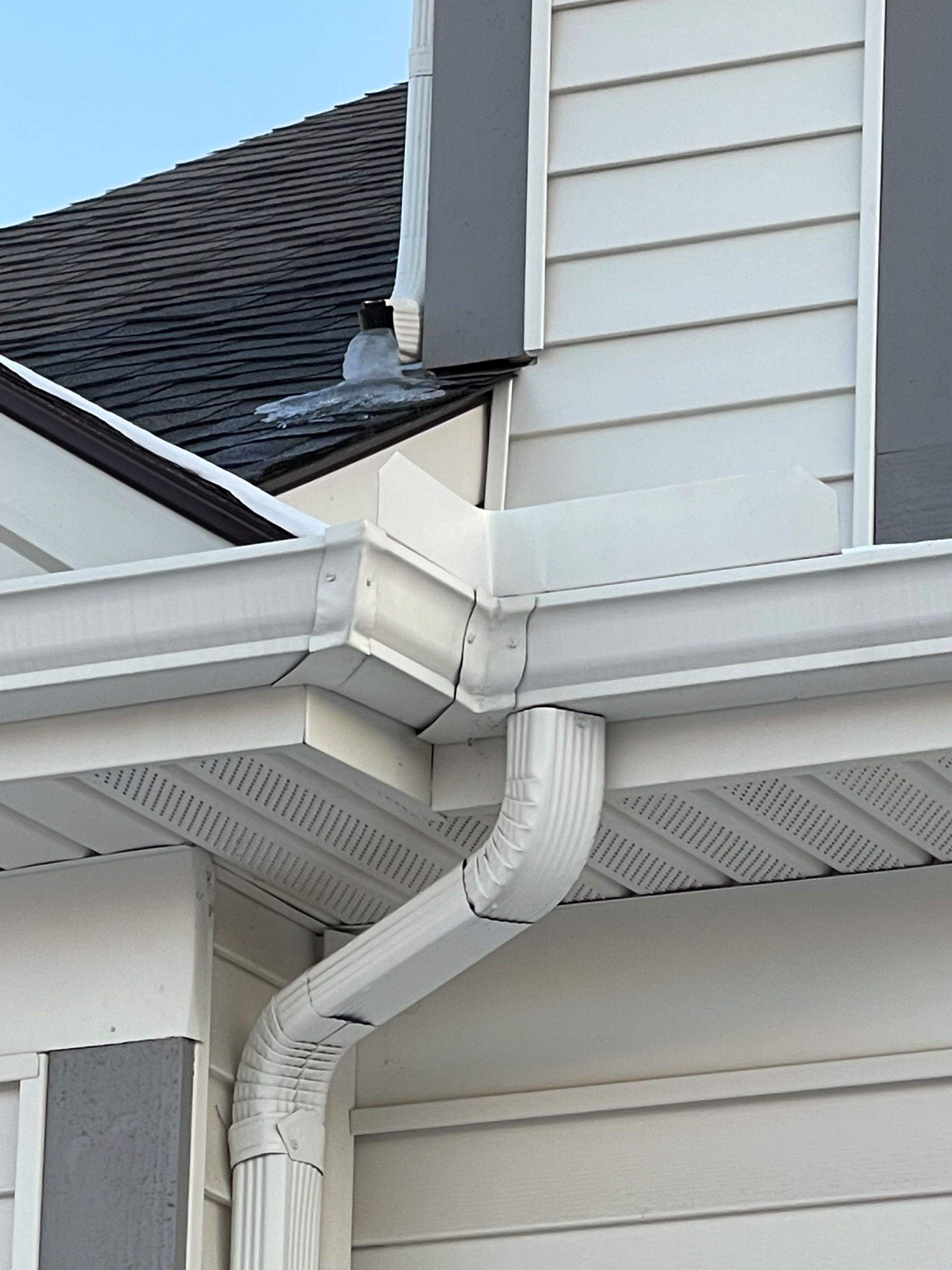 Icedamn Heat Cables and gutter guards by Absolute Roofing and Construction