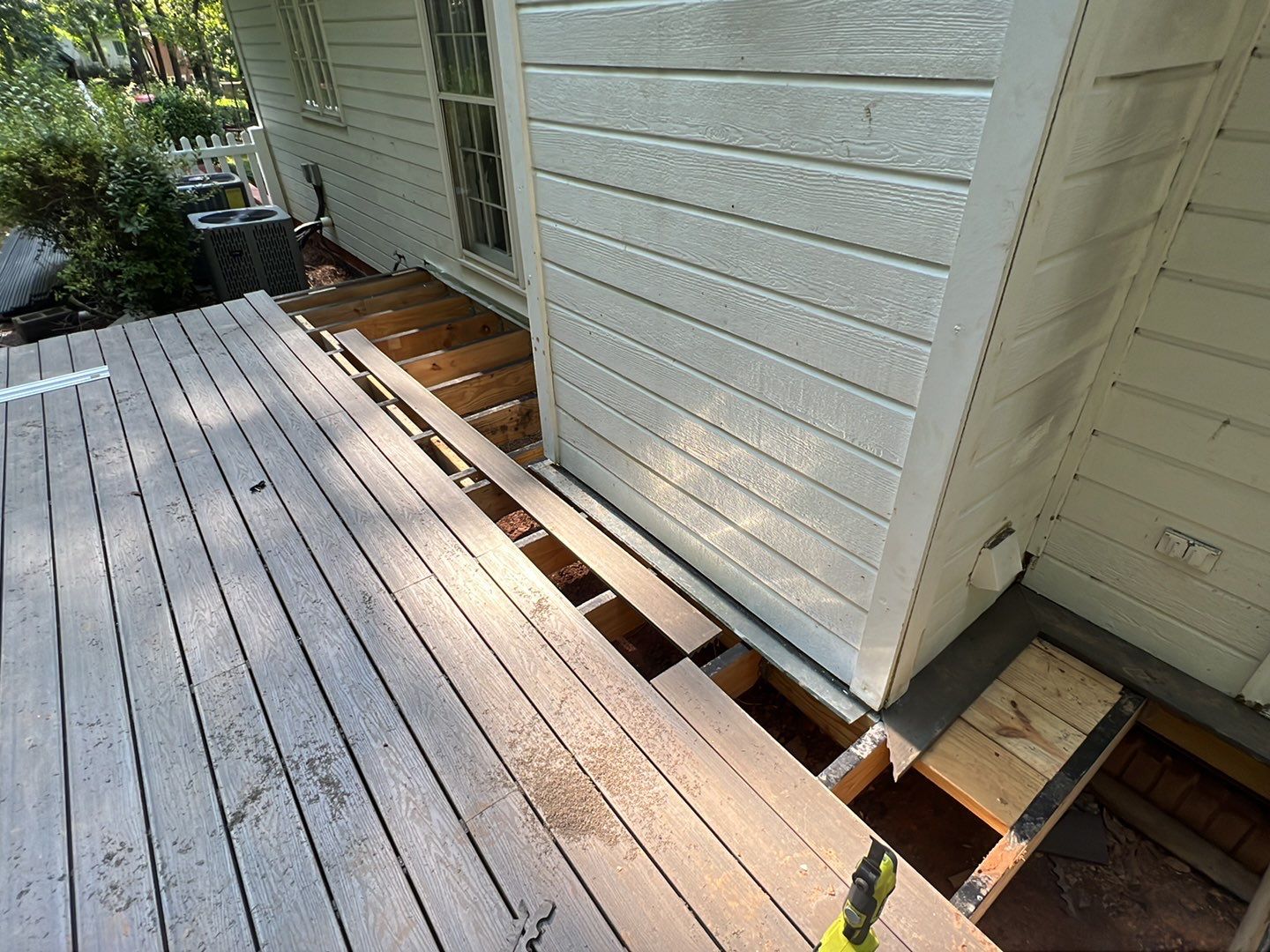 Jameswood Lane - Composite Deck Build by Pillar and Pine