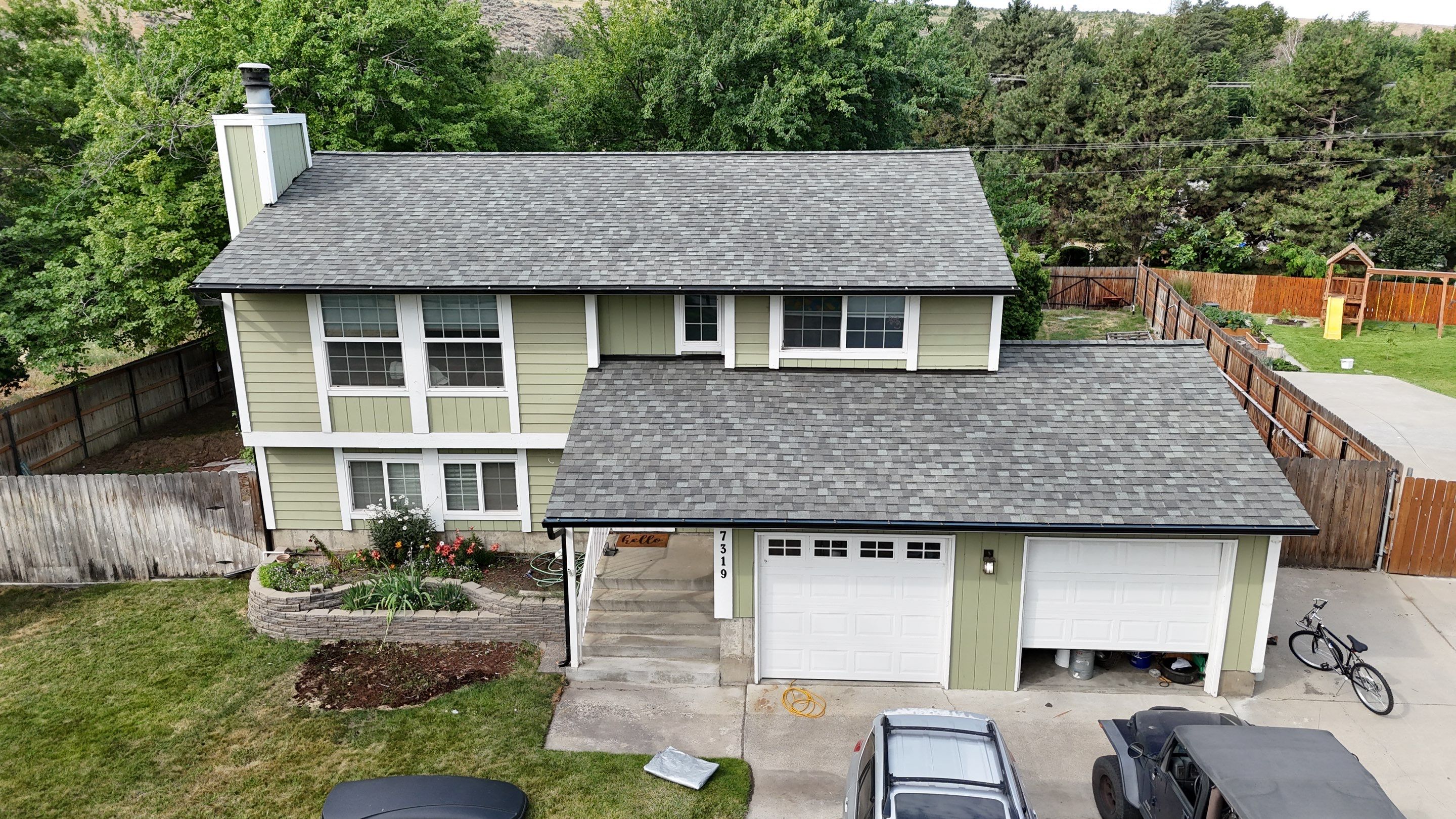 West 13th Avenue Kennewick Washington by Alpine Roofing