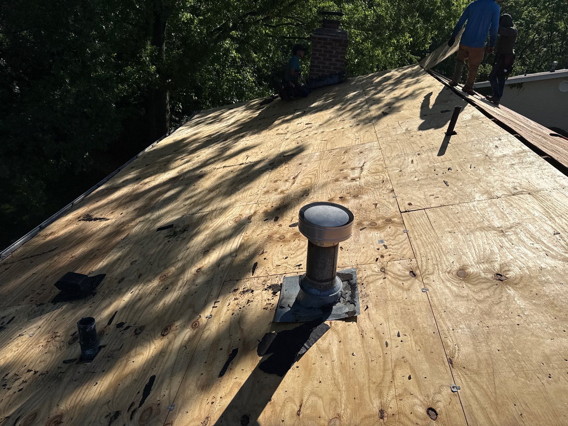 Roof Replacement in Des Peres by Midwest Construction Group LLC