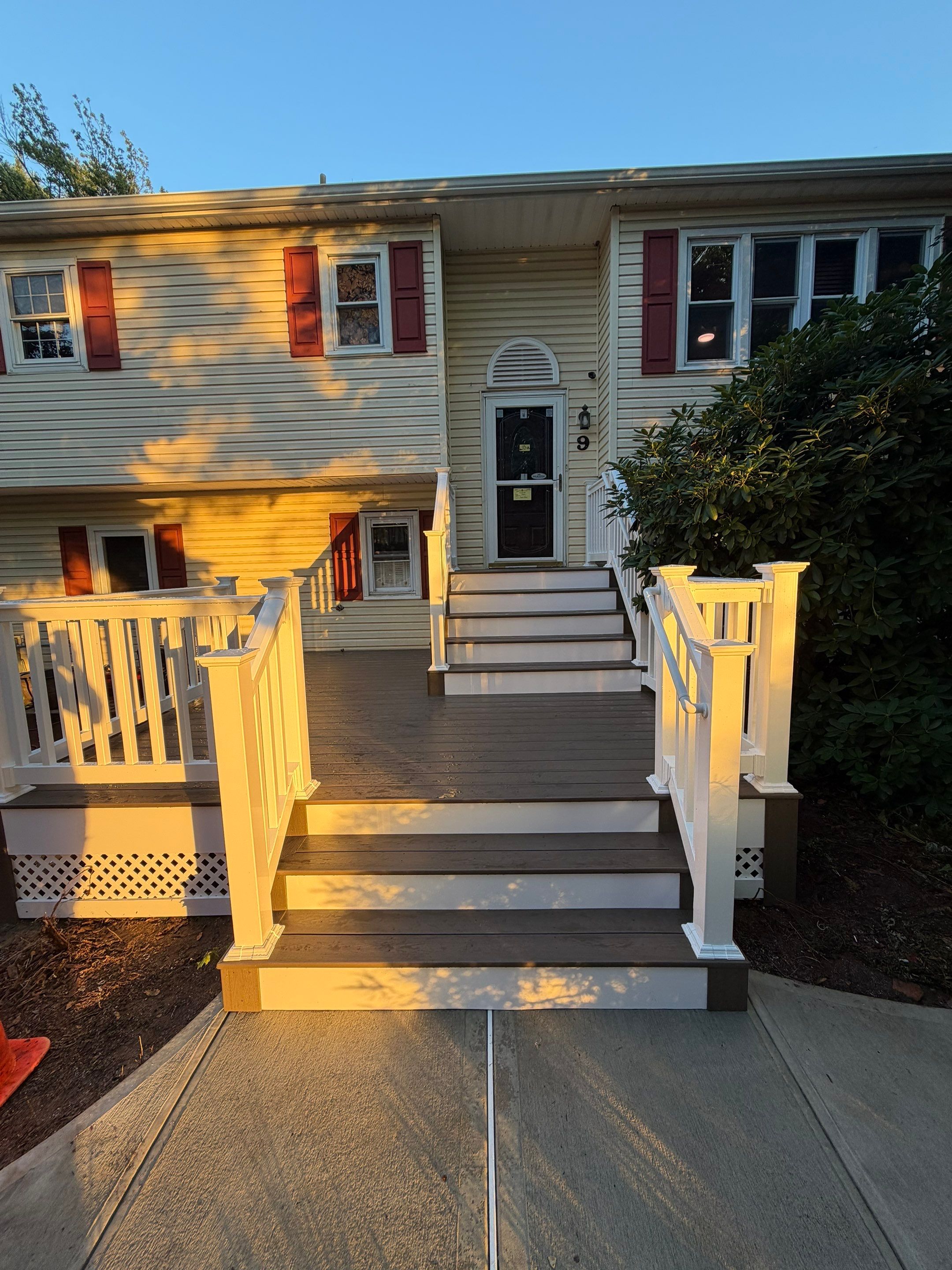 New Deck in Middletown Township, New Jersey by deck guardian