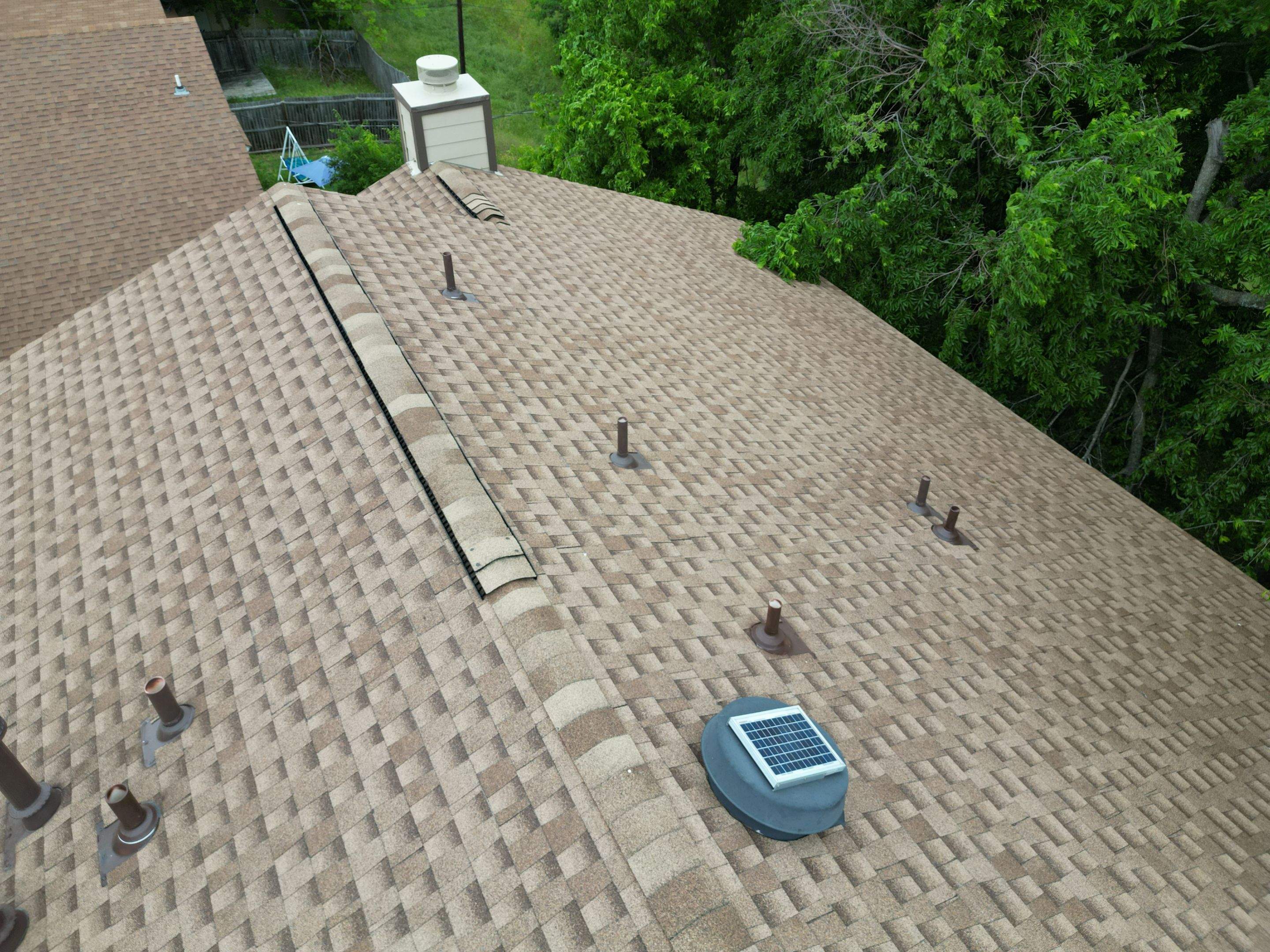 Shakewood - GAF Timberline HDZ by RoofsOnly.com