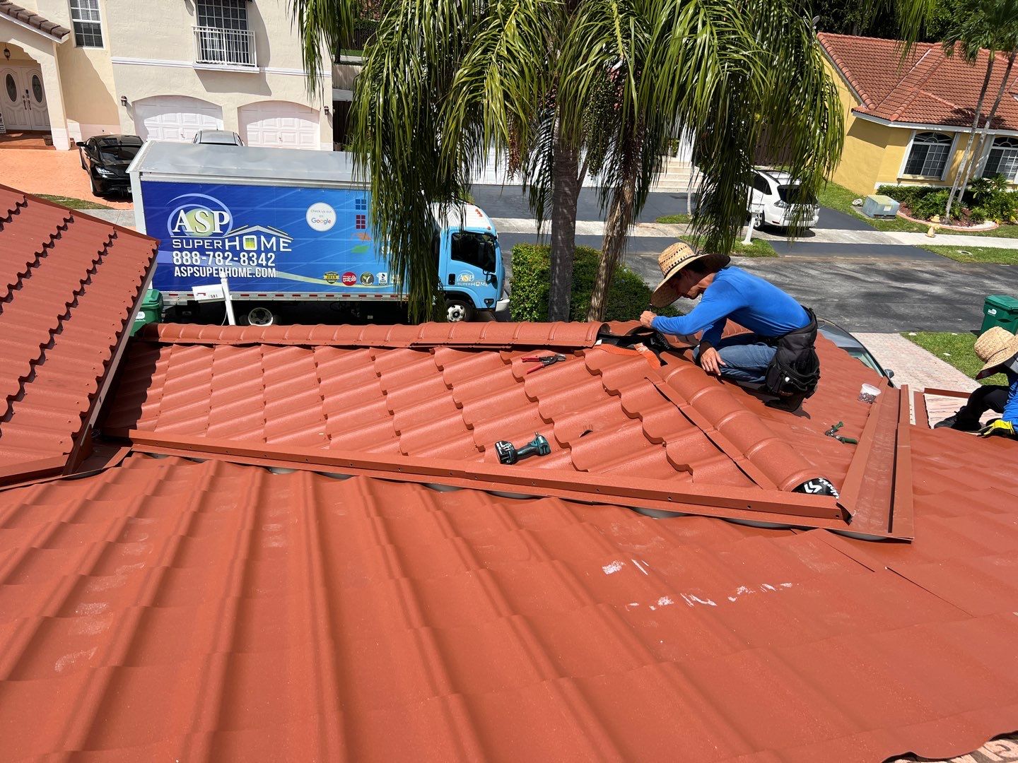 Metal Tile Roof using Worthouse by ASP SuperHome