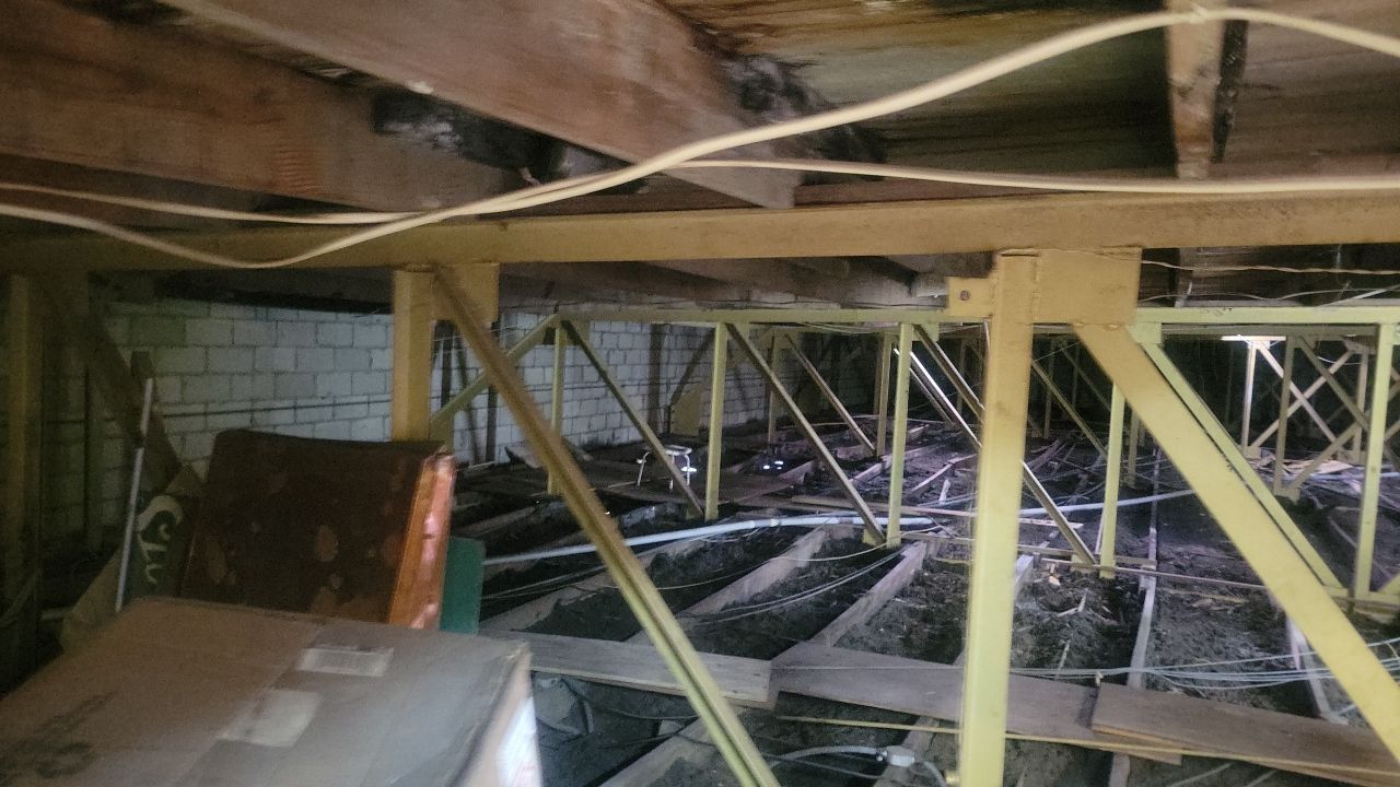 truses repair and new deking  by Xtreme interior company LLC