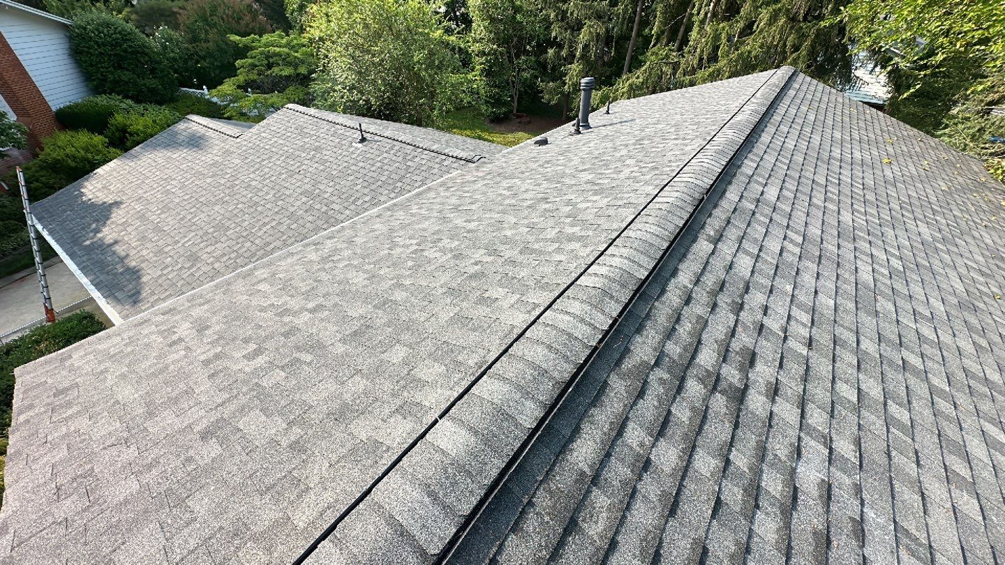 Vienna: CertainTeed Landmark Pro Architectural Shingles in Max Def Pewterwood by RM Banning, Inc.