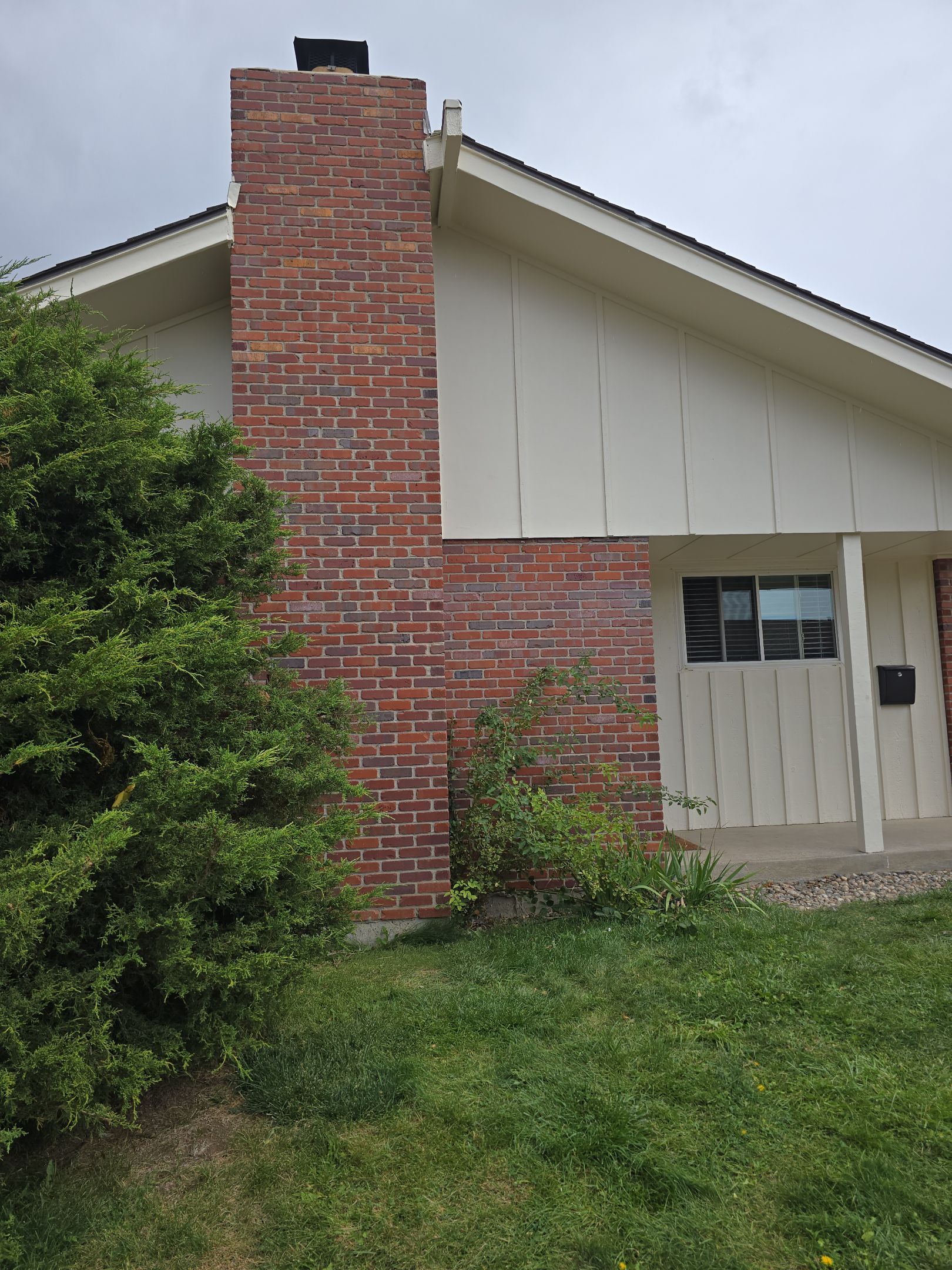 Restoring Beauty: Casa Blanca Makeover for This Duplex by J&M Painting LLC