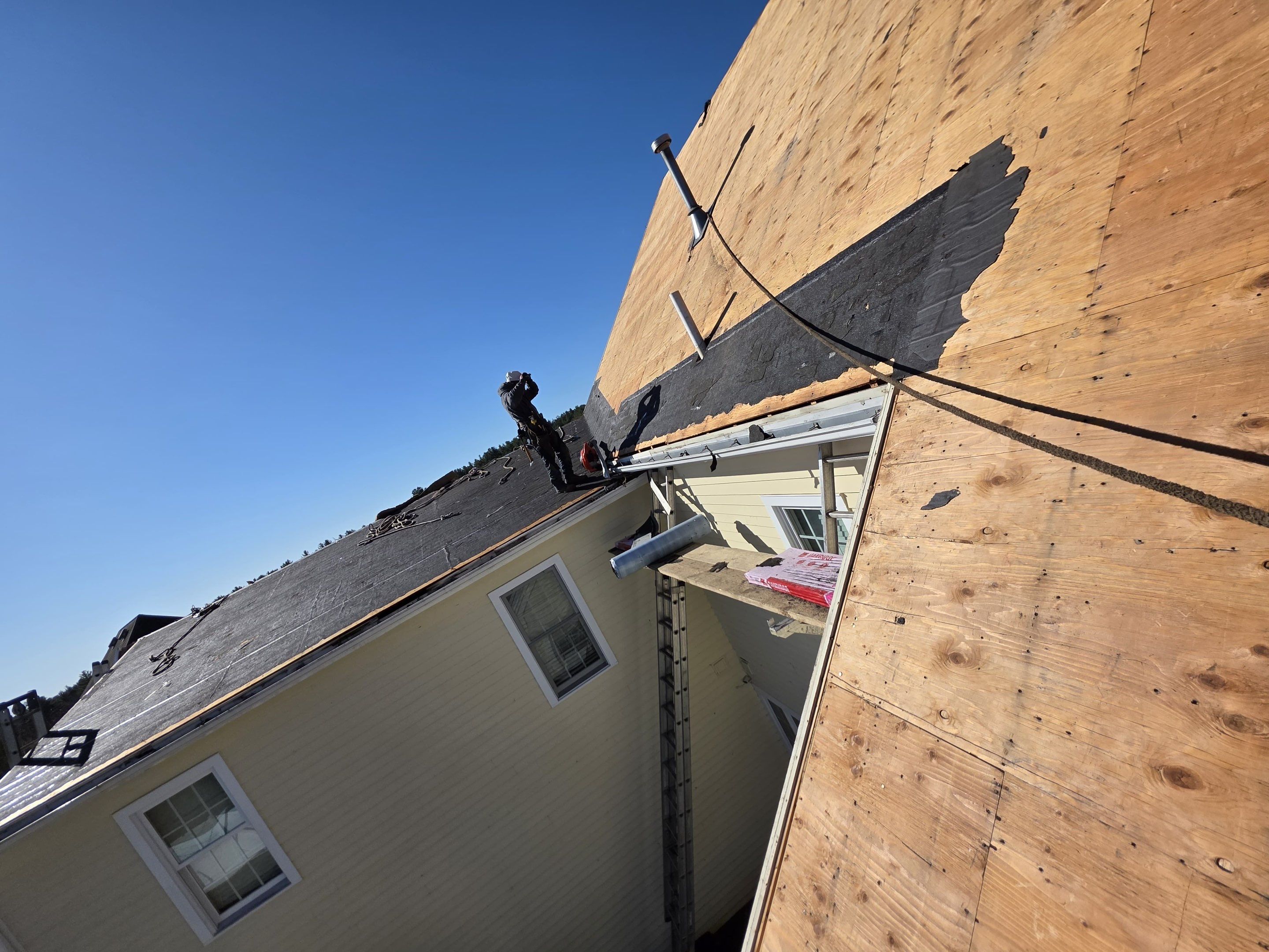  Premium Roof Replacement in Millis – Owens Corning Duration, Onyx Black by JOHNNYS PRO