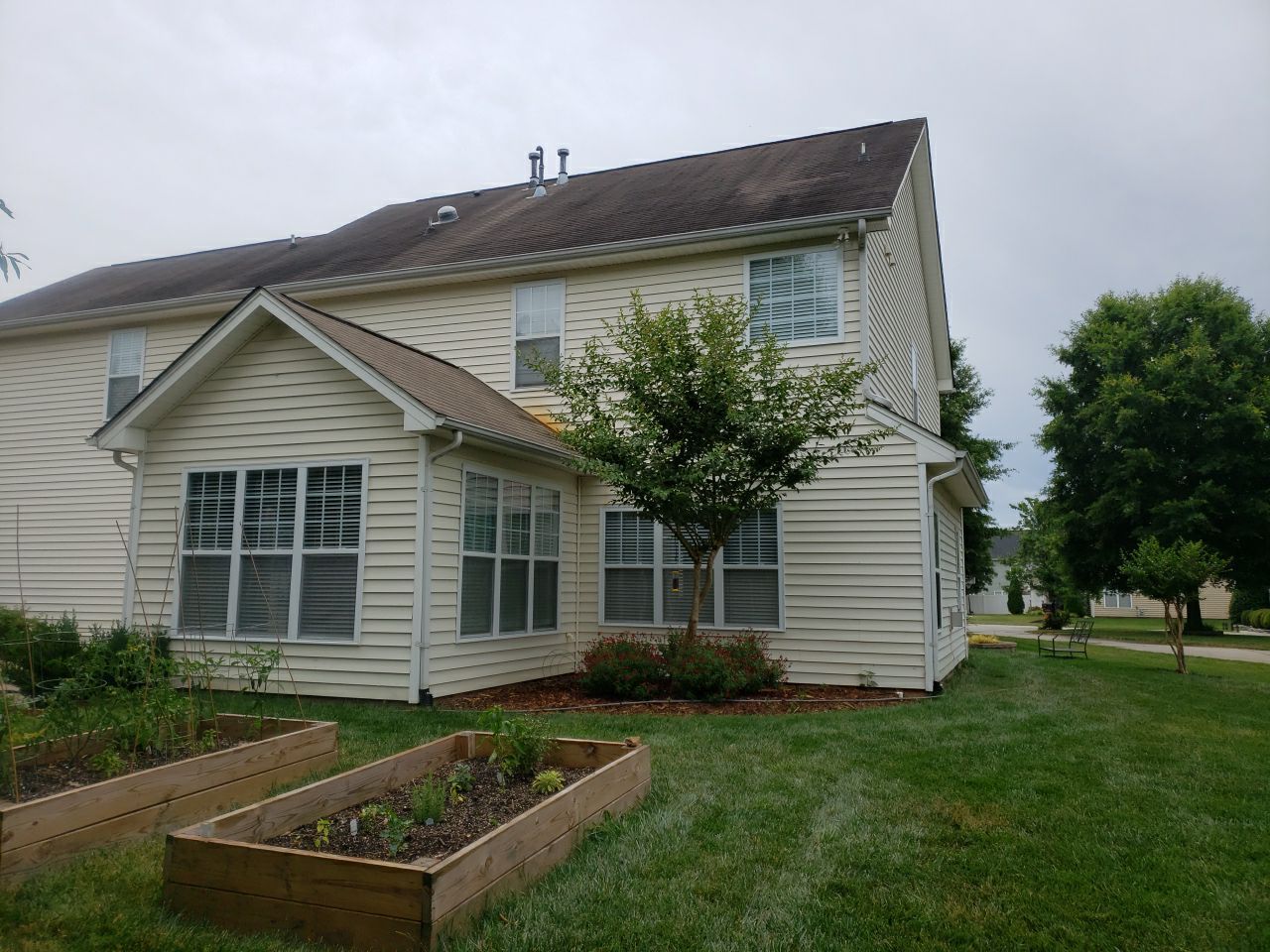 House Wash using cleaner by Power Wash Masters LLC