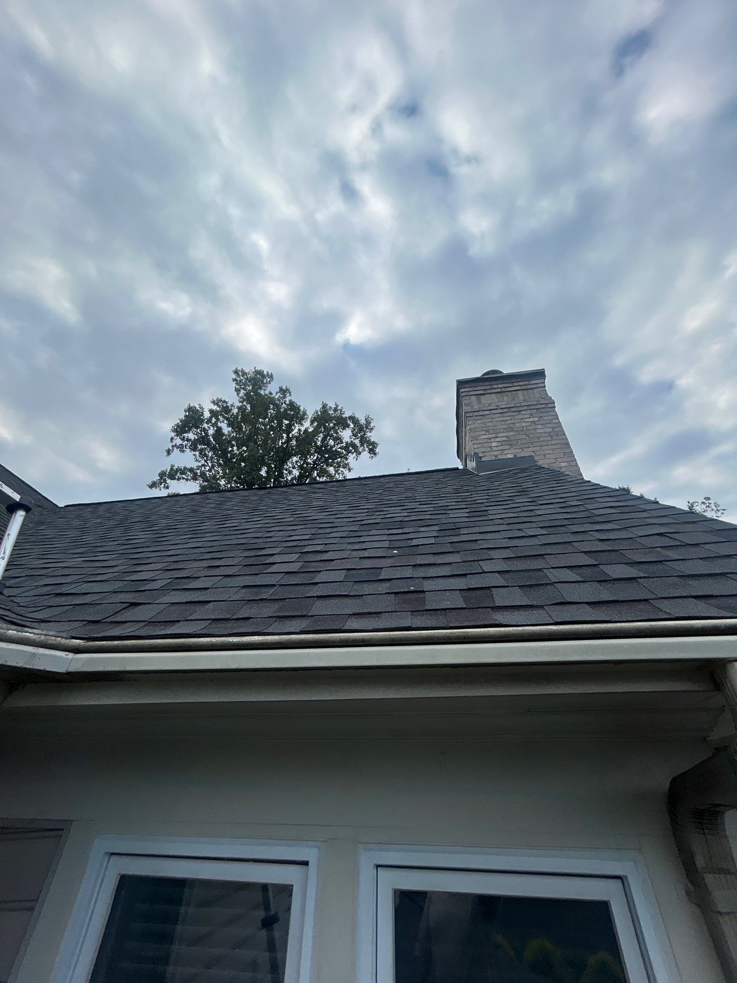 Great Falls : residential Roof with CertainTeed Landmark Pro in Max Def Moire Black  by RM Banning, Inc.