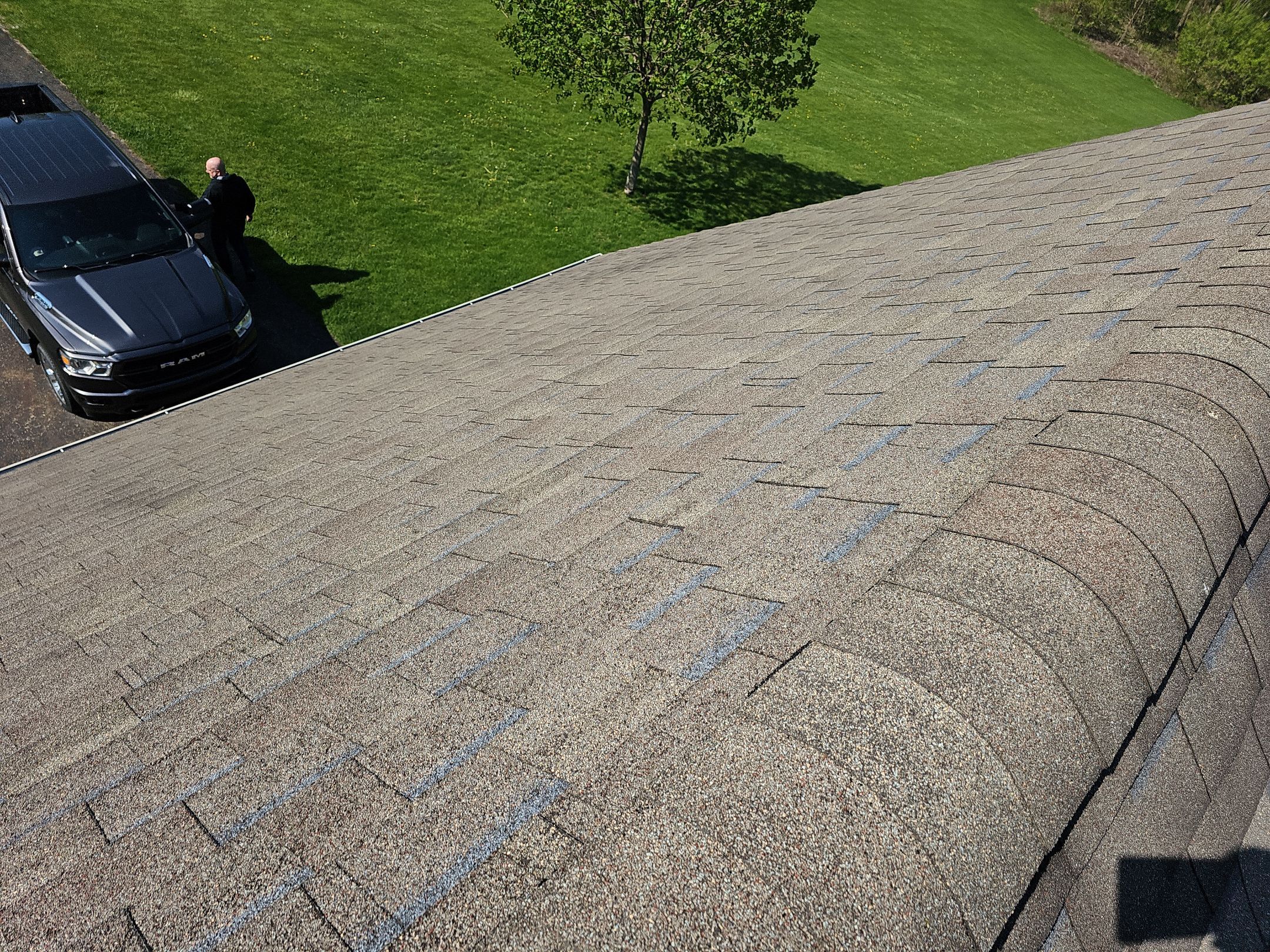 ATLAS PINNACLE COLOR: WEATHERED SHADOW by Eagle Eye Roofing