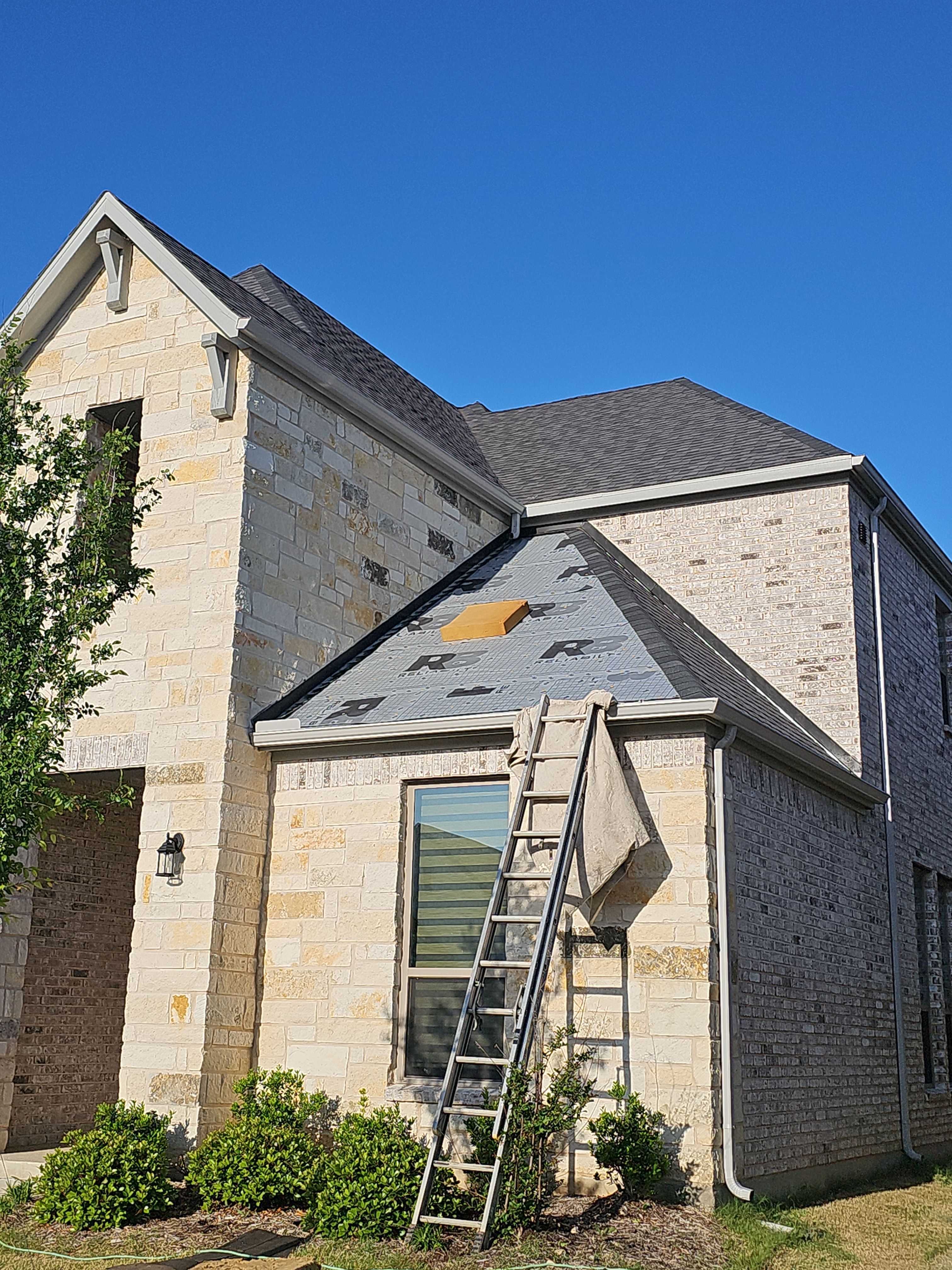 Roof Leak Repair in Northlake, TX by road roofing llc