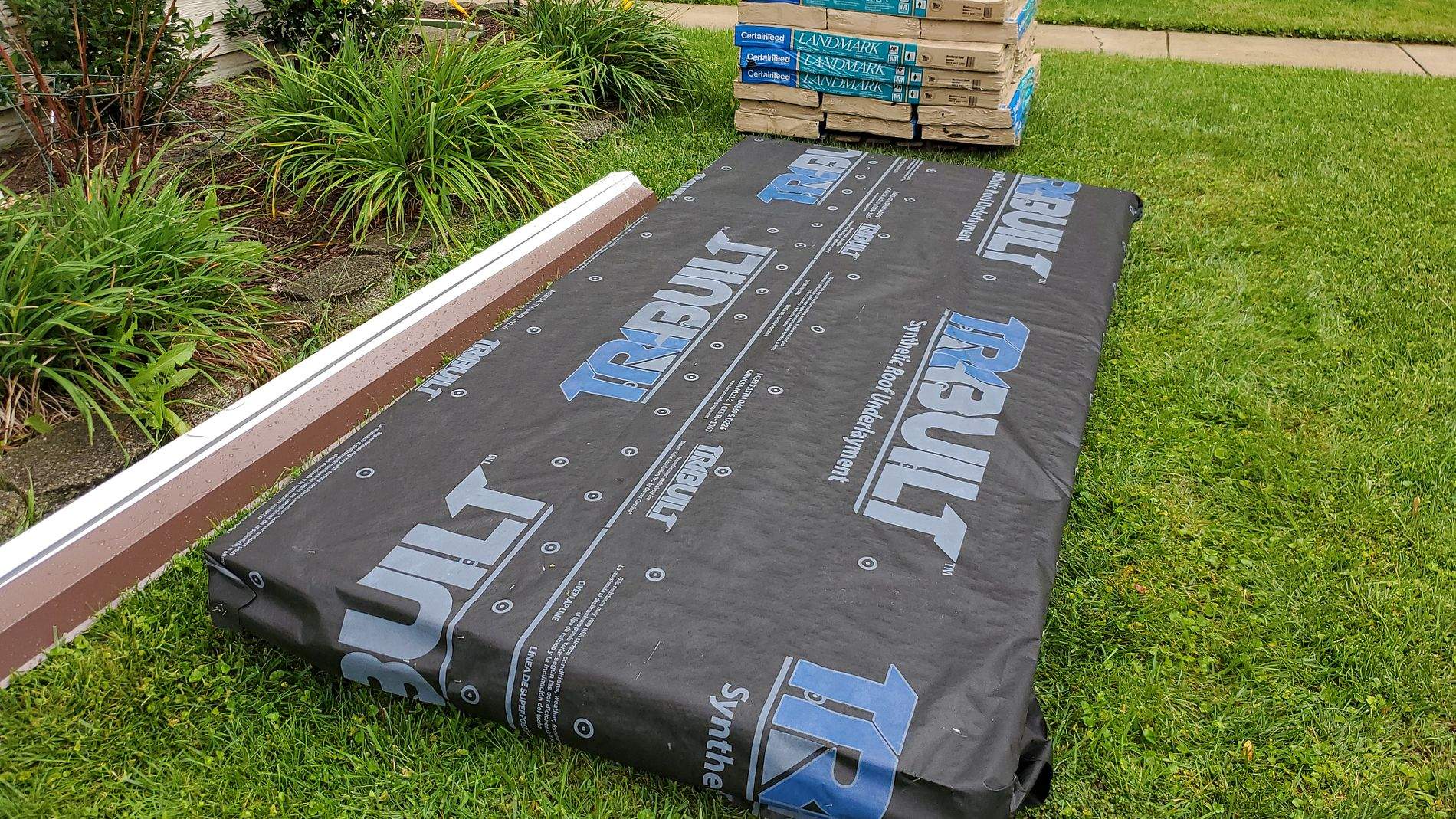 Residential Roofing Installation using CertainTeed Landmark Lifetime Architectural Shingles by Roof Right Inc
