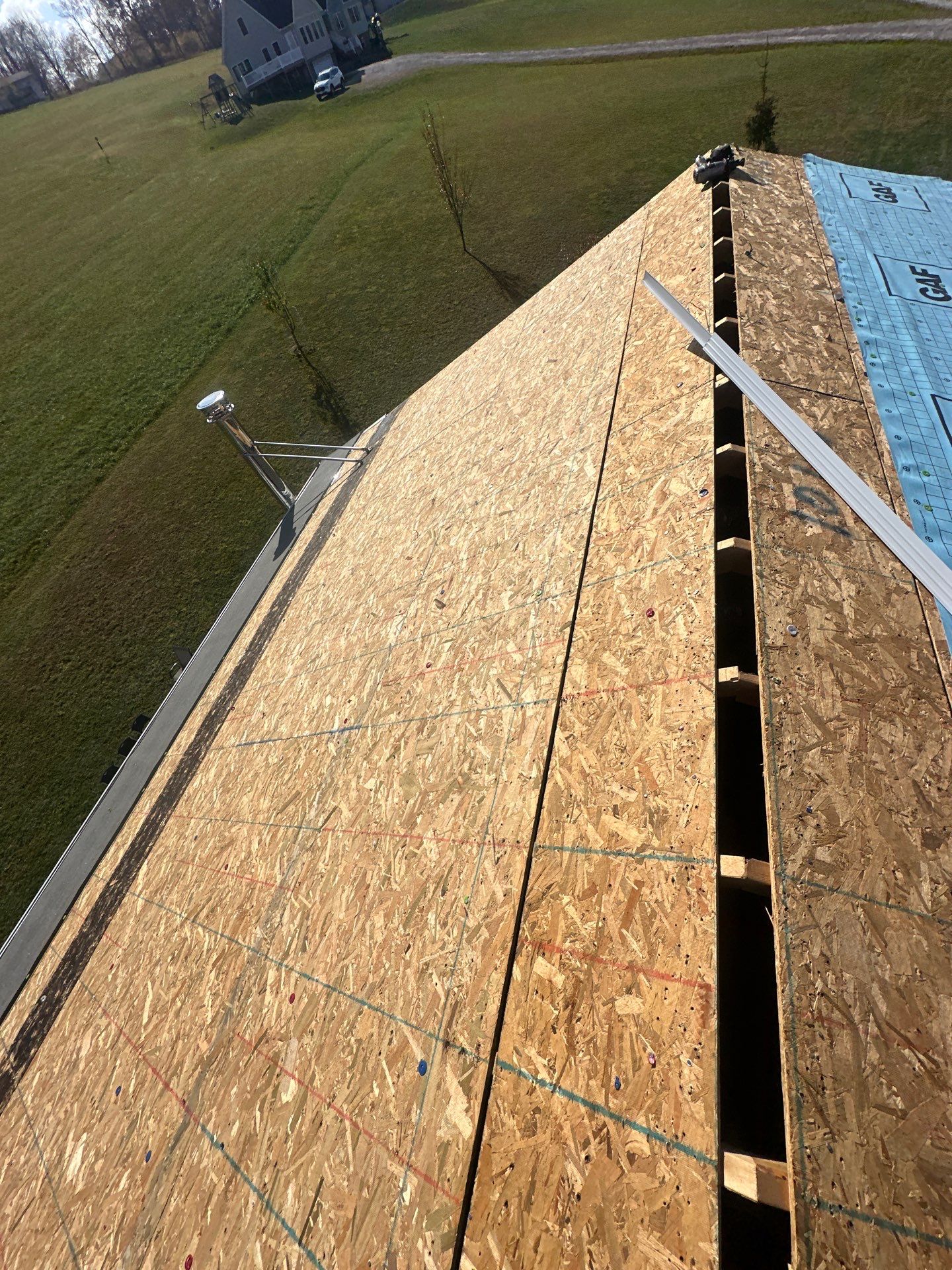 Residential Roofing Installation using GAF Timberline HDZ Charcoal by Rainstoppers Roofing