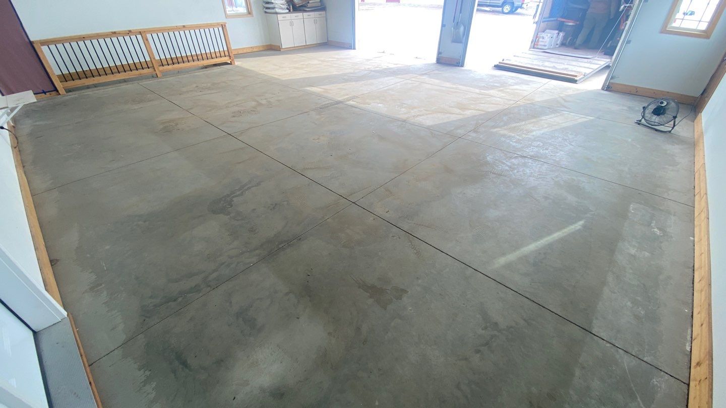 Garage using Domino  by Select Painting, Coatings & Garage Cabinets