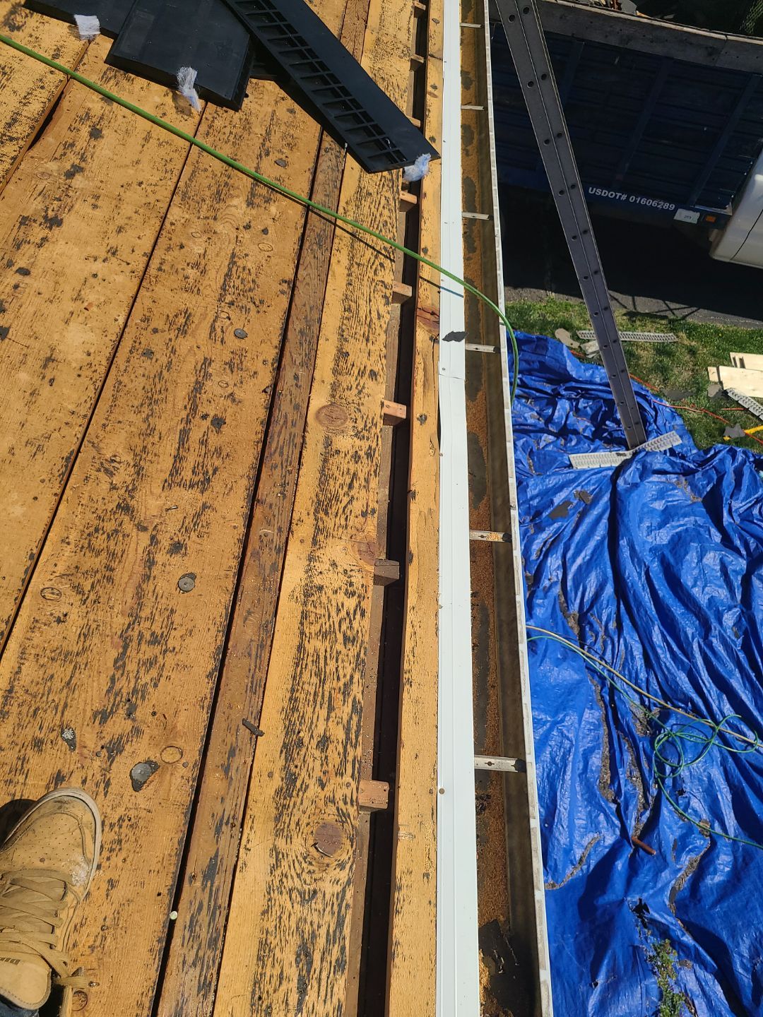 Alexandria: Residential Roof Replacement with CertainTeed Landmark in Georgetown Gray by RM Banning, Inc.