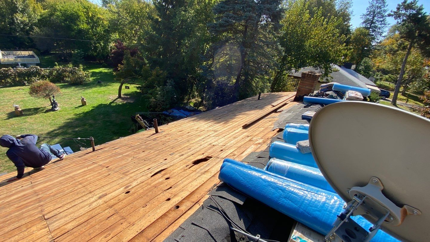 Roof Replacement using CertainTeed Landmark by 180 Contractors