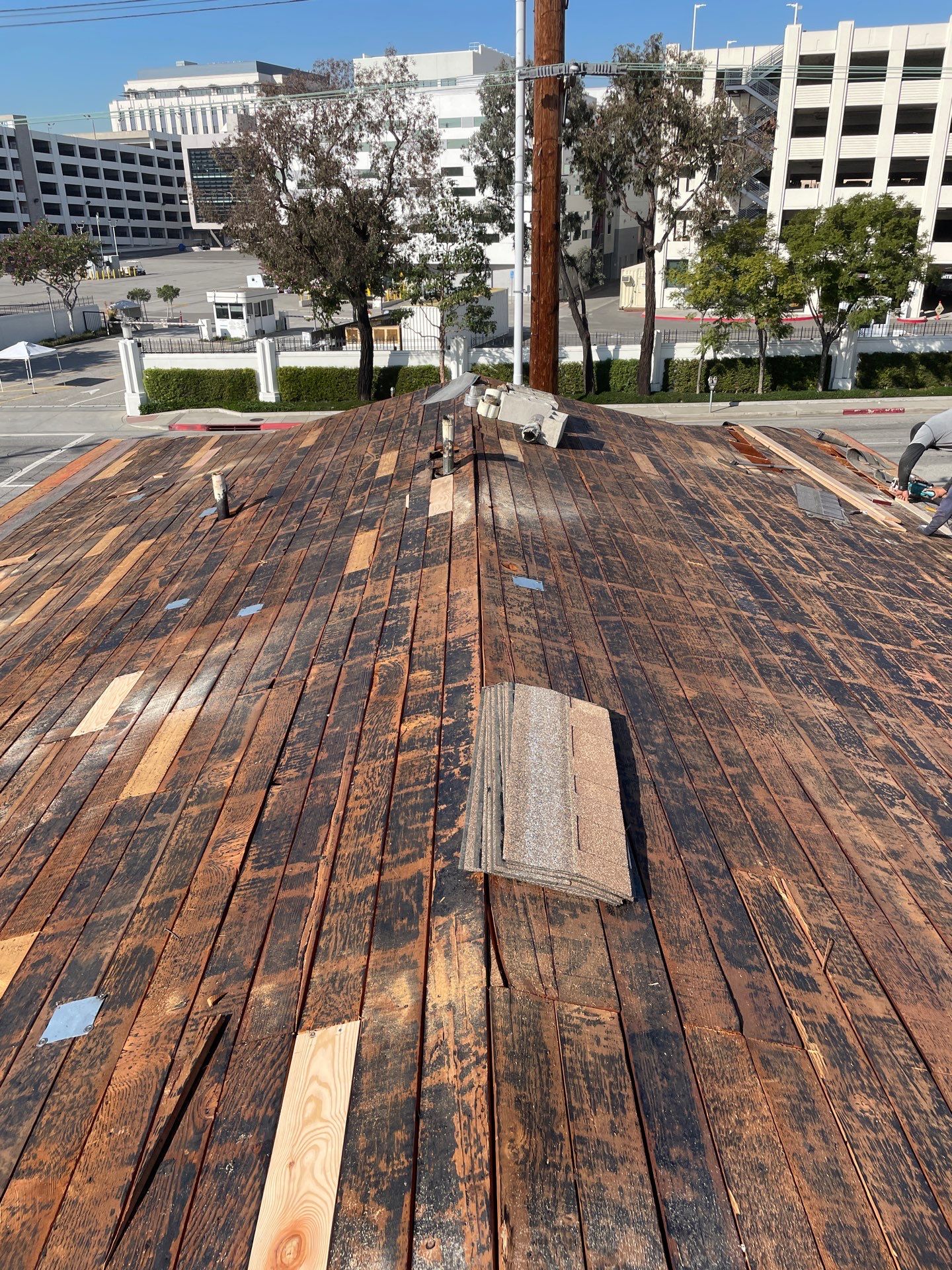 NEW ROOF: Apartment Building in Culer City by Hull Brothers Roofing