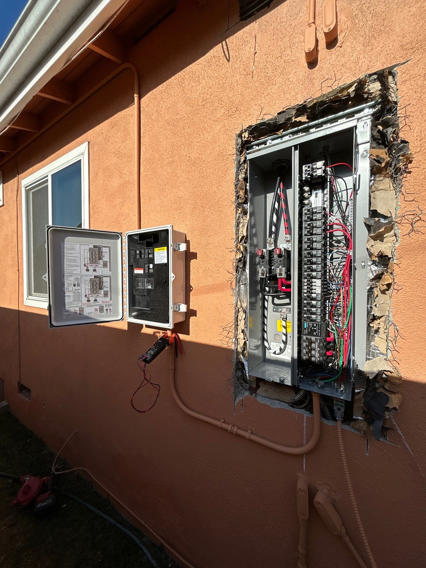 16-Panel Residential Solar System Installation in Los Angeles by AWS Solar