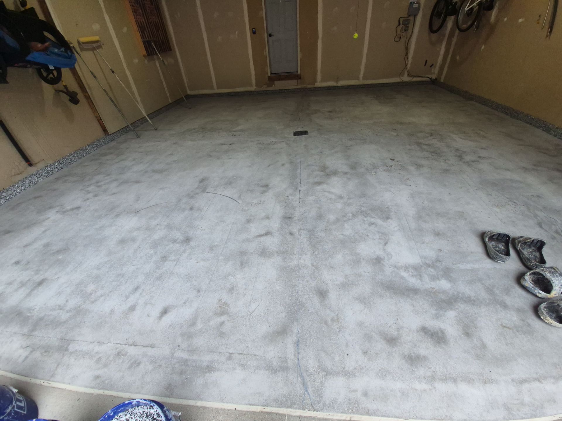 Freeland Garage by Wise Coatings of Central Michigan