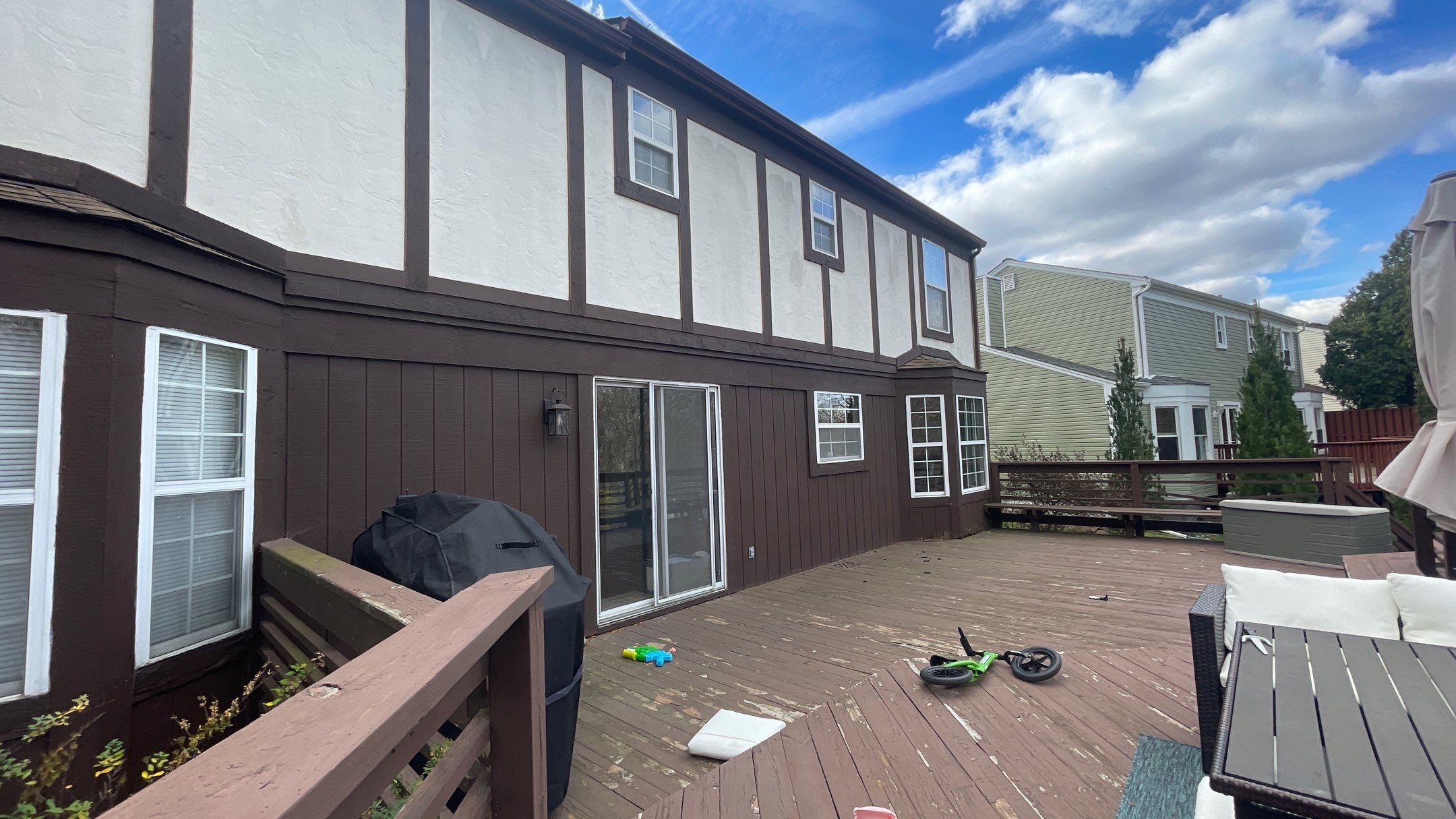 Siding Replacement using CertainTeed Restoration Classis D4 by 180 Contractors