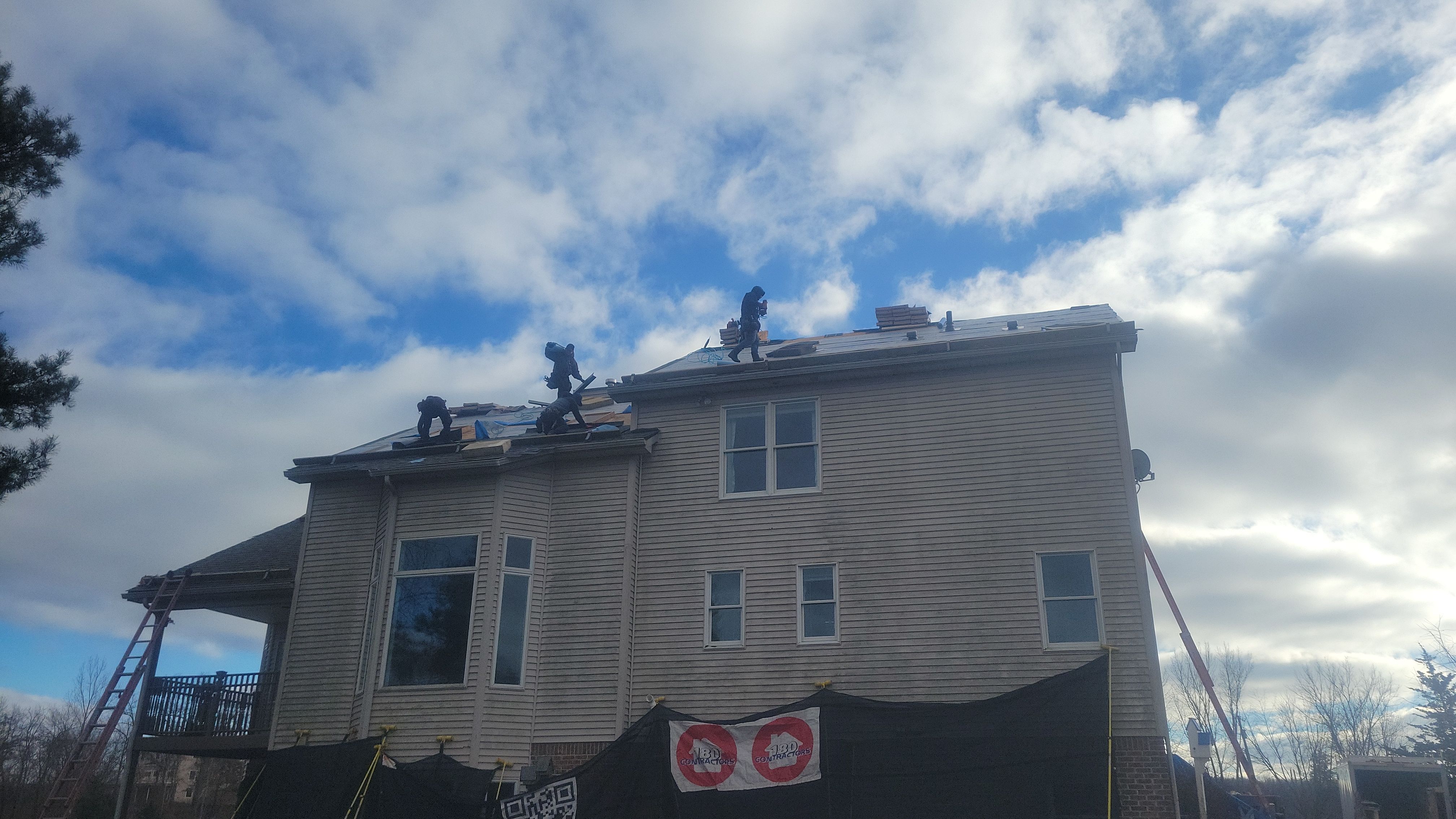 Roof Replacement using CertainTeed Landmark Pro by 180 Contractors