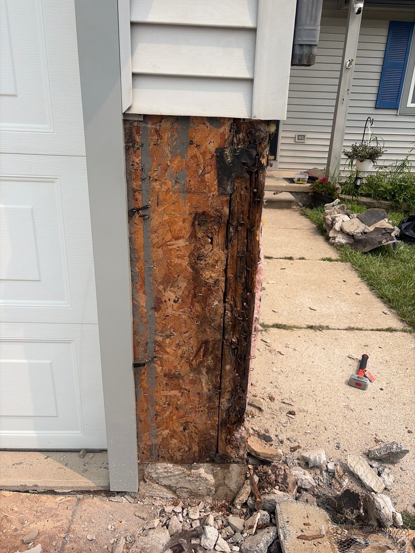 Siding Replacement using Wood Grain by 180 Contractors